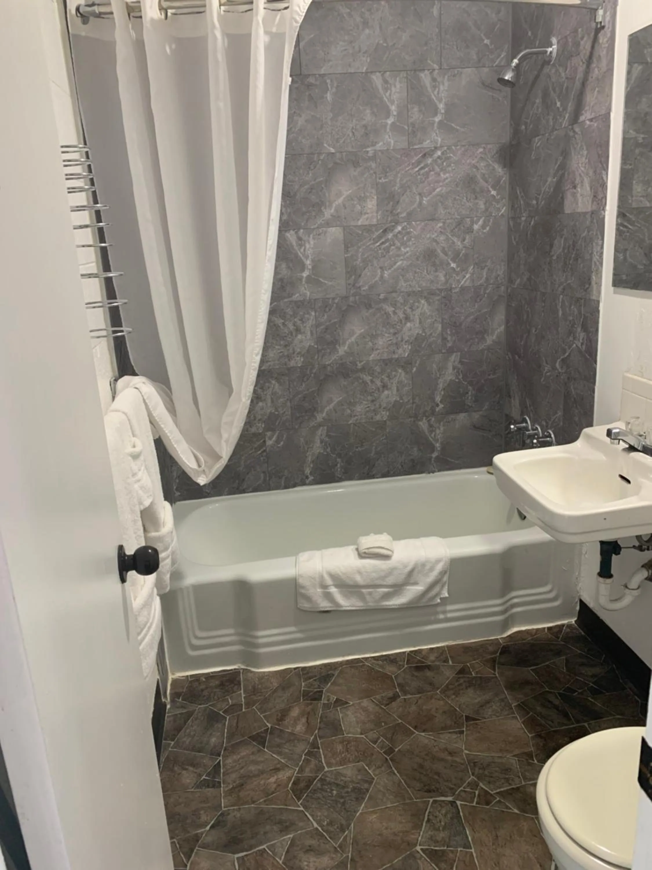 Bathroom in Royal Inn Casper