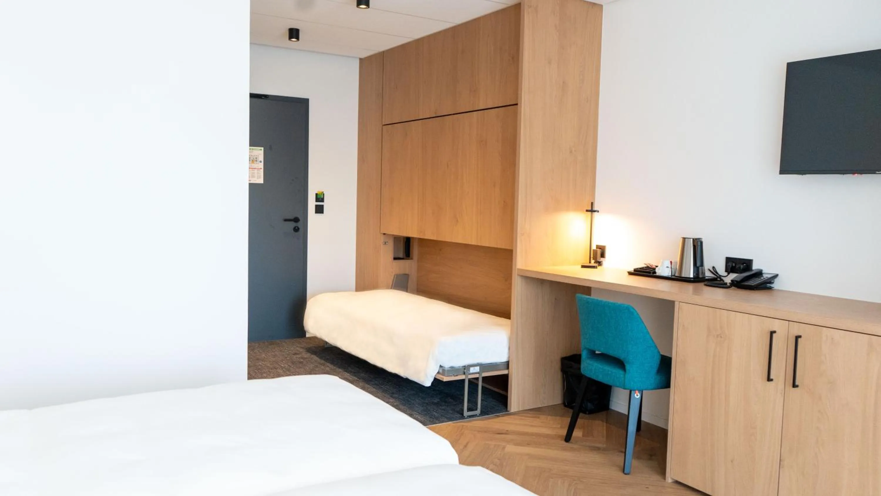 Bedroom, Bed in Brit Hotel Grand Hotel Munster