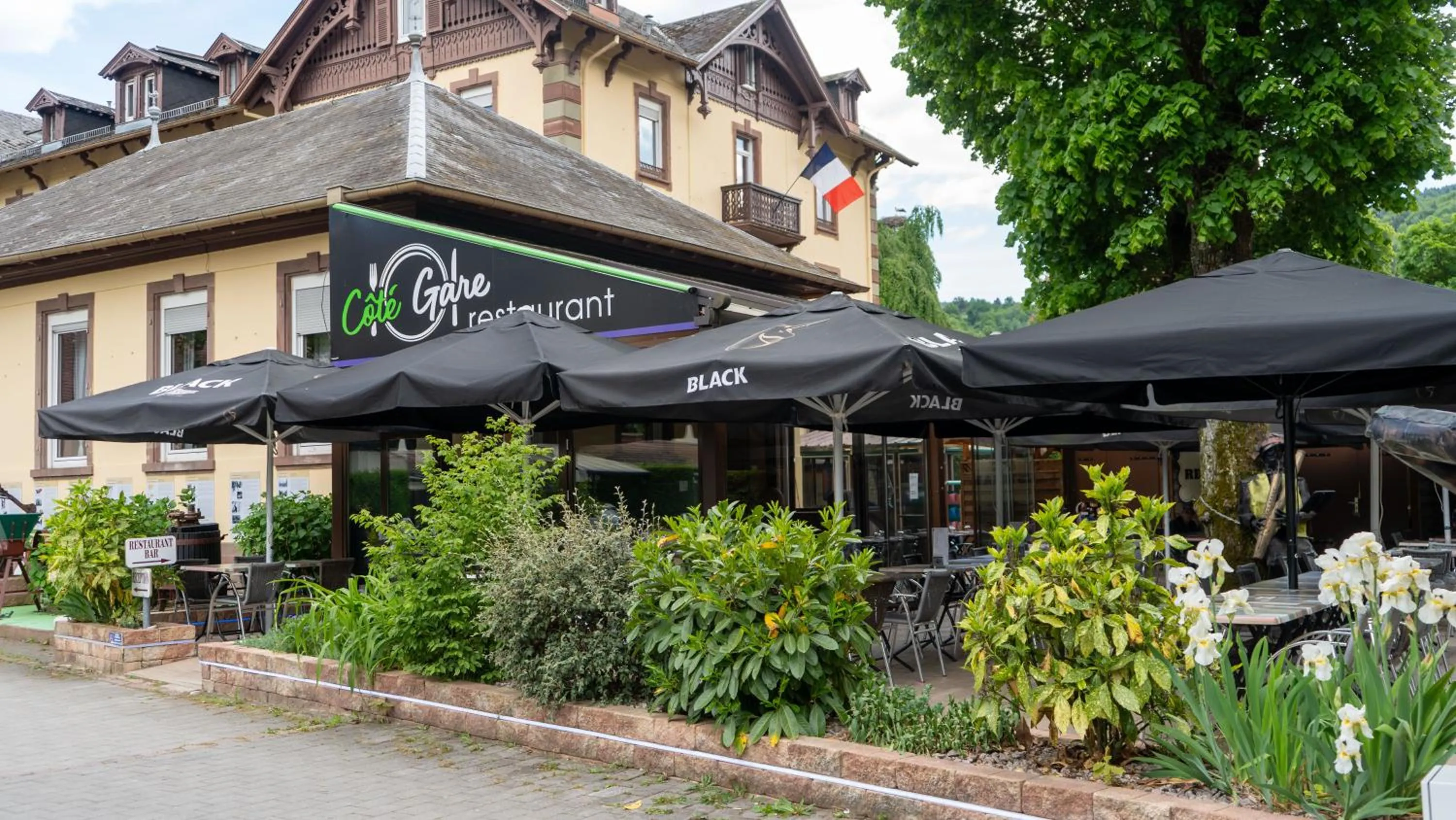 Restaurant/places to eat in Brit Hotel Grand Hotel Munster