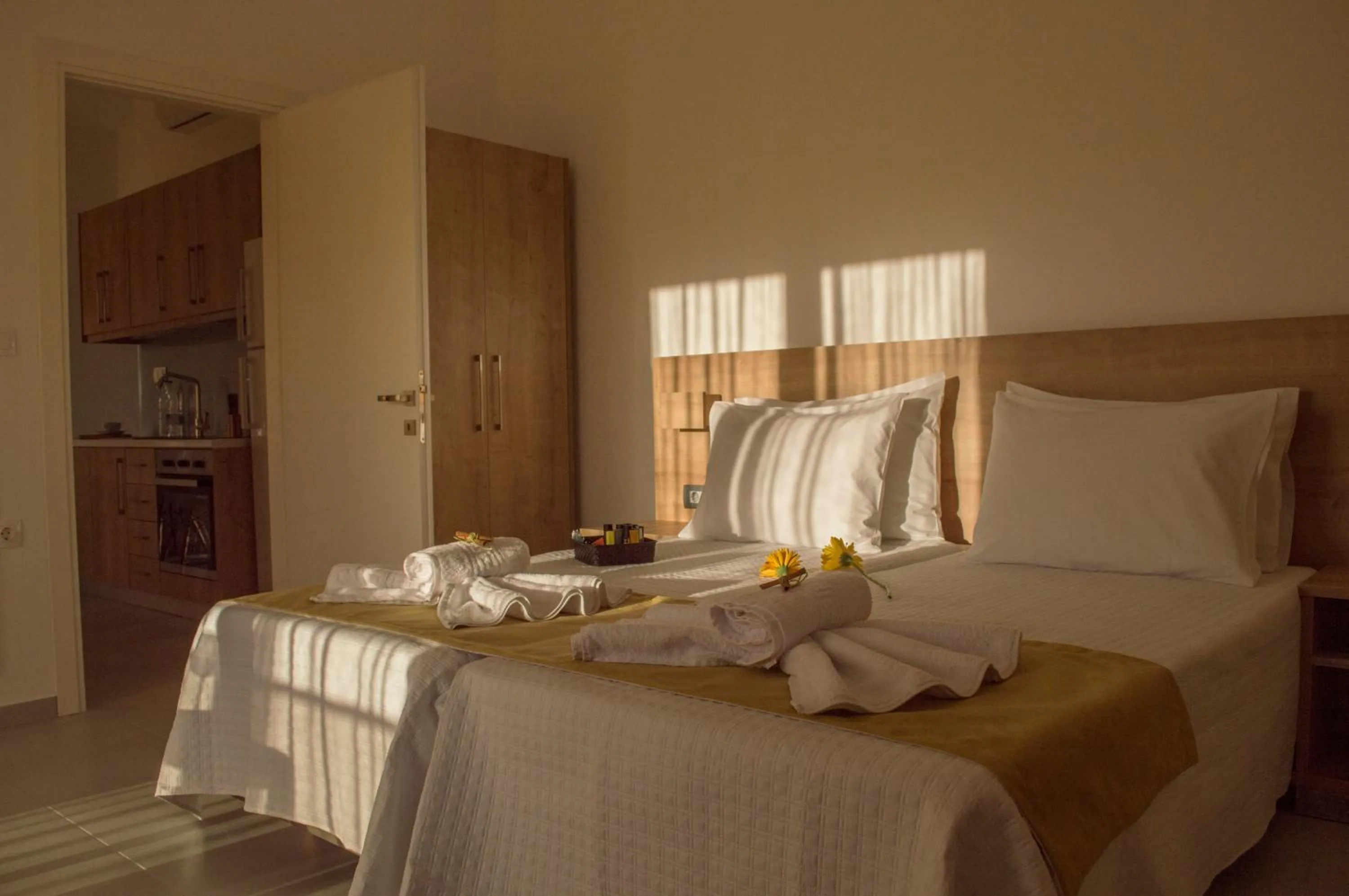 Bedroom, Bed in Castell Hotel