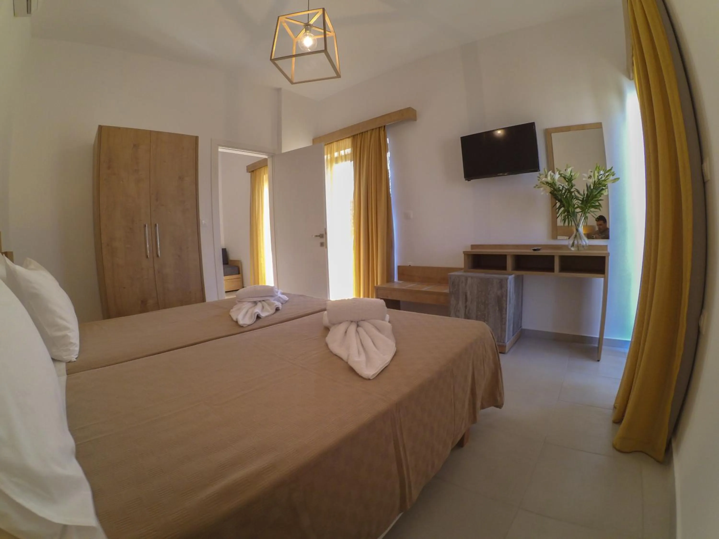 TV and multimedia, Bed in Castell Hotel