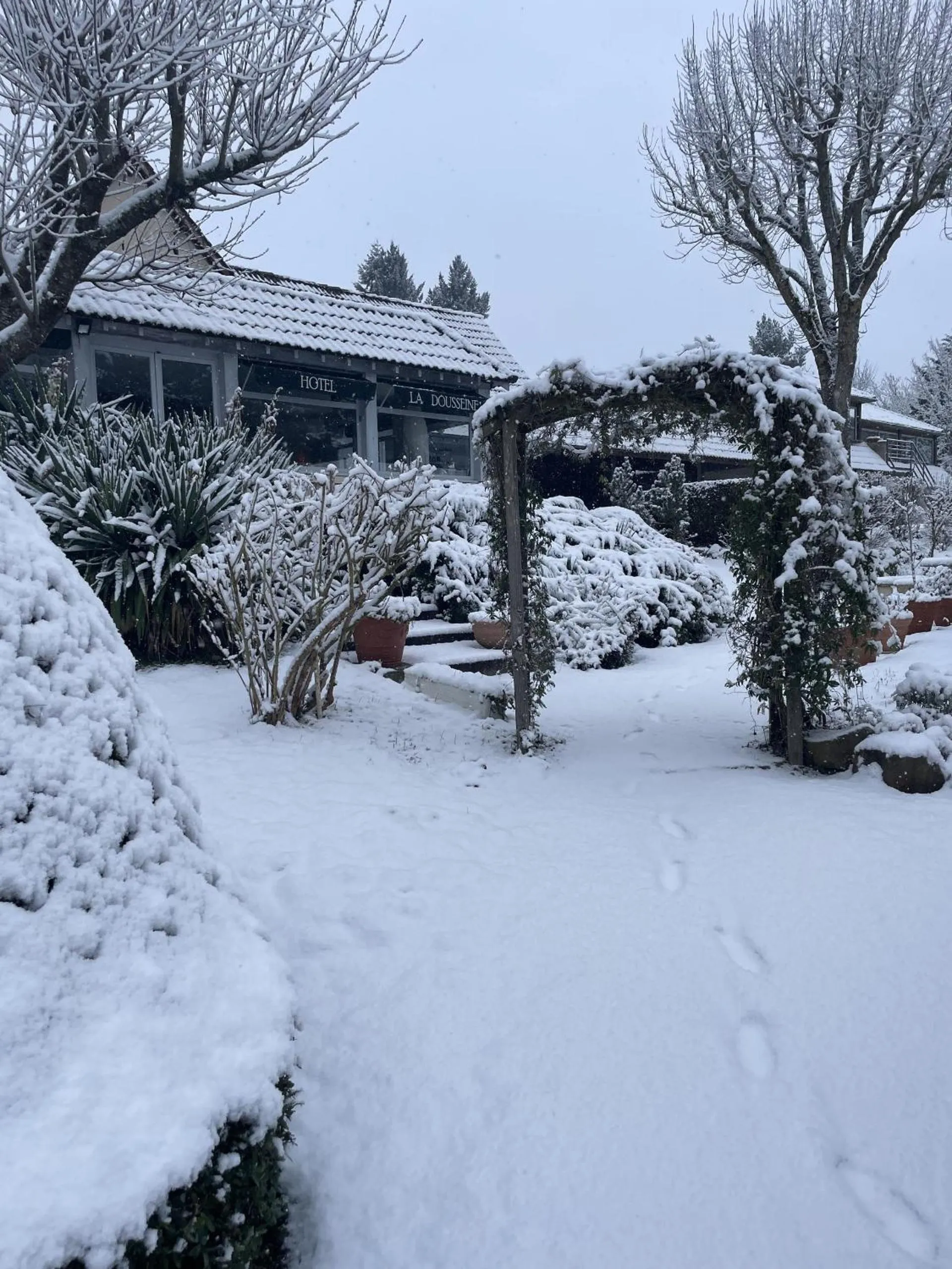 The Originals Access, Hôtel La Dousseine, Dreux Nord