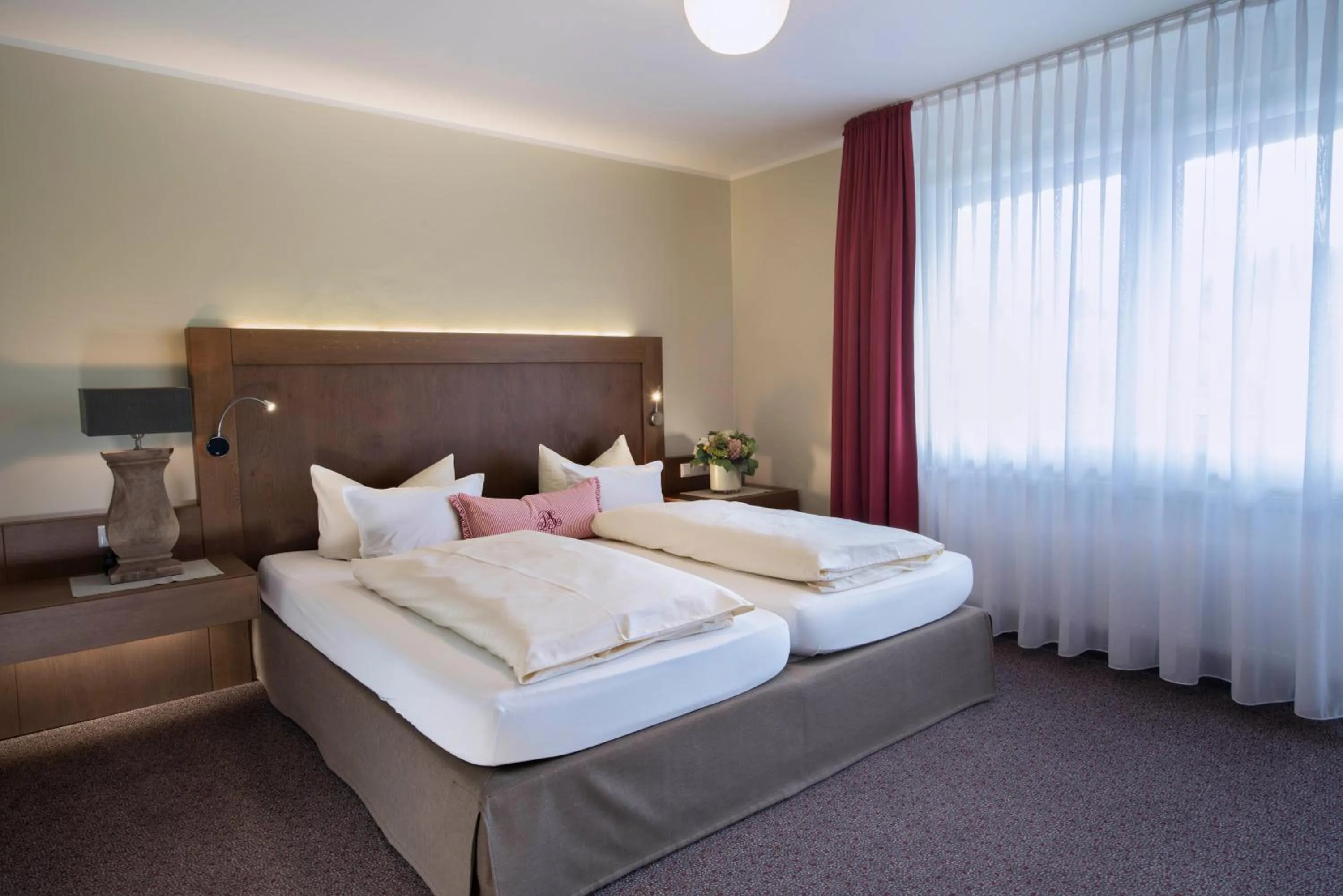 Photo of the whole room, Bed in Best Western Hotel Brunnenhof