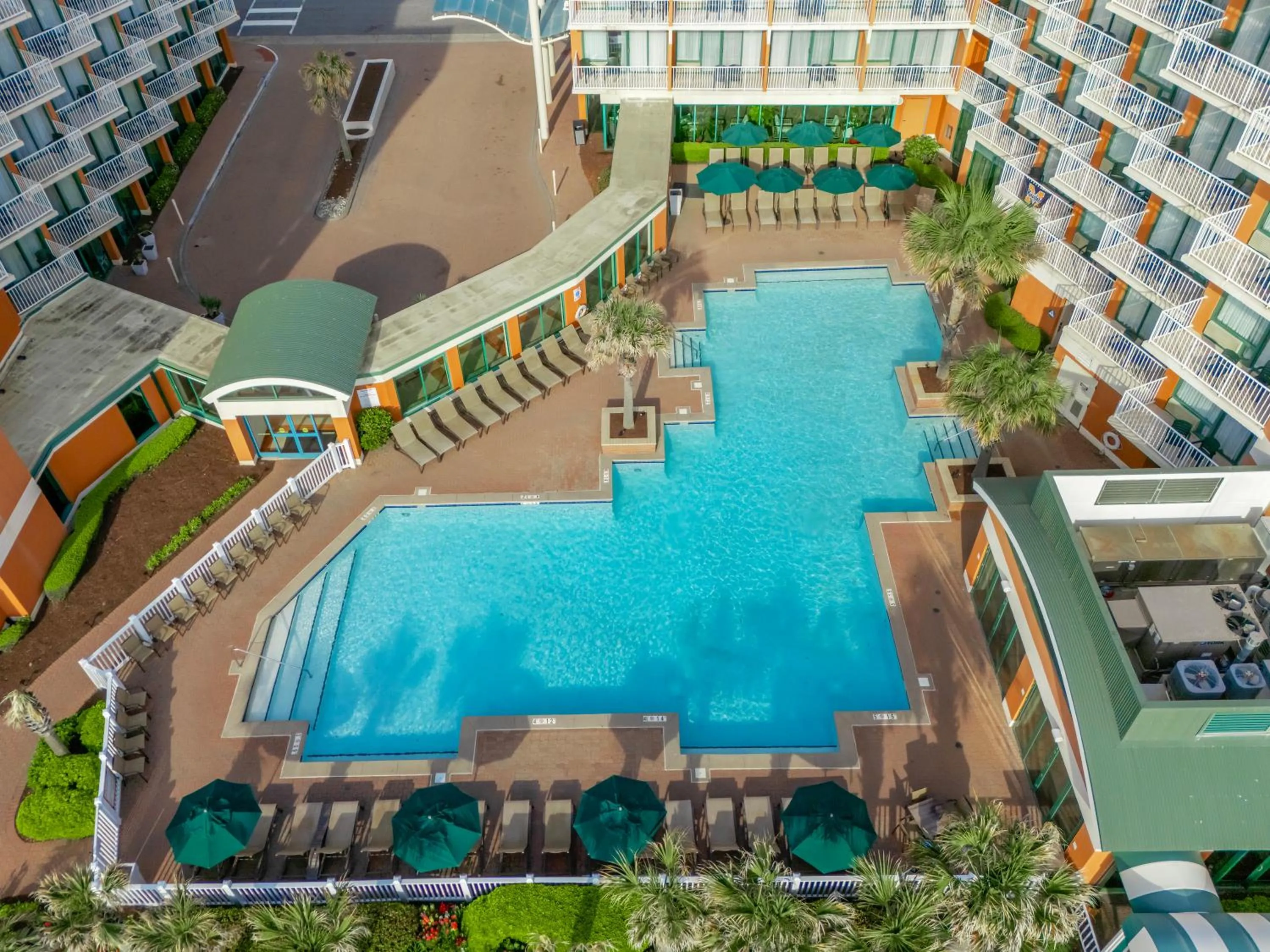 Swimming pool in Holiday Inn & Suites Virginia Beach - North Beach by IHG