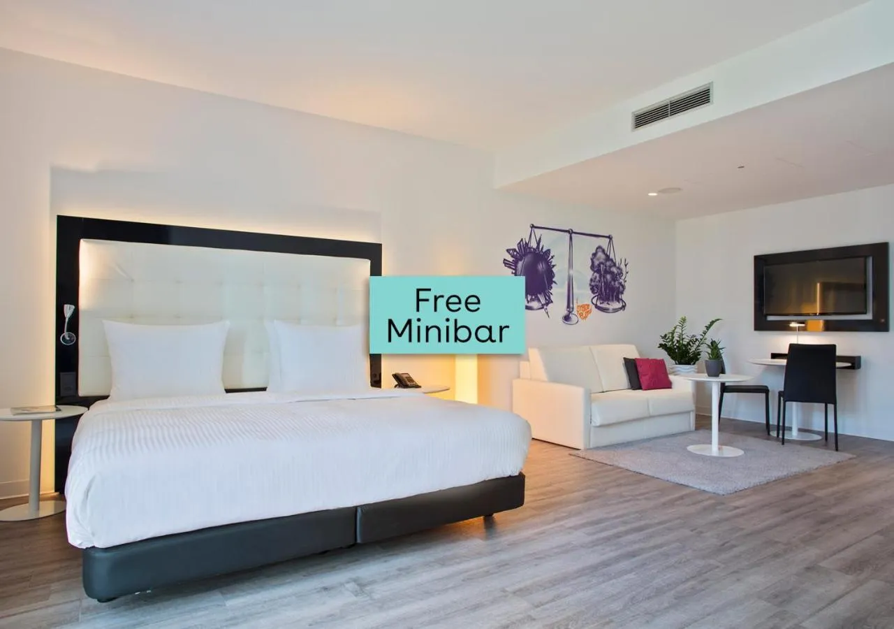 Bedroom, Bed in INNSiDE by Meliá Frankfurt Ostend