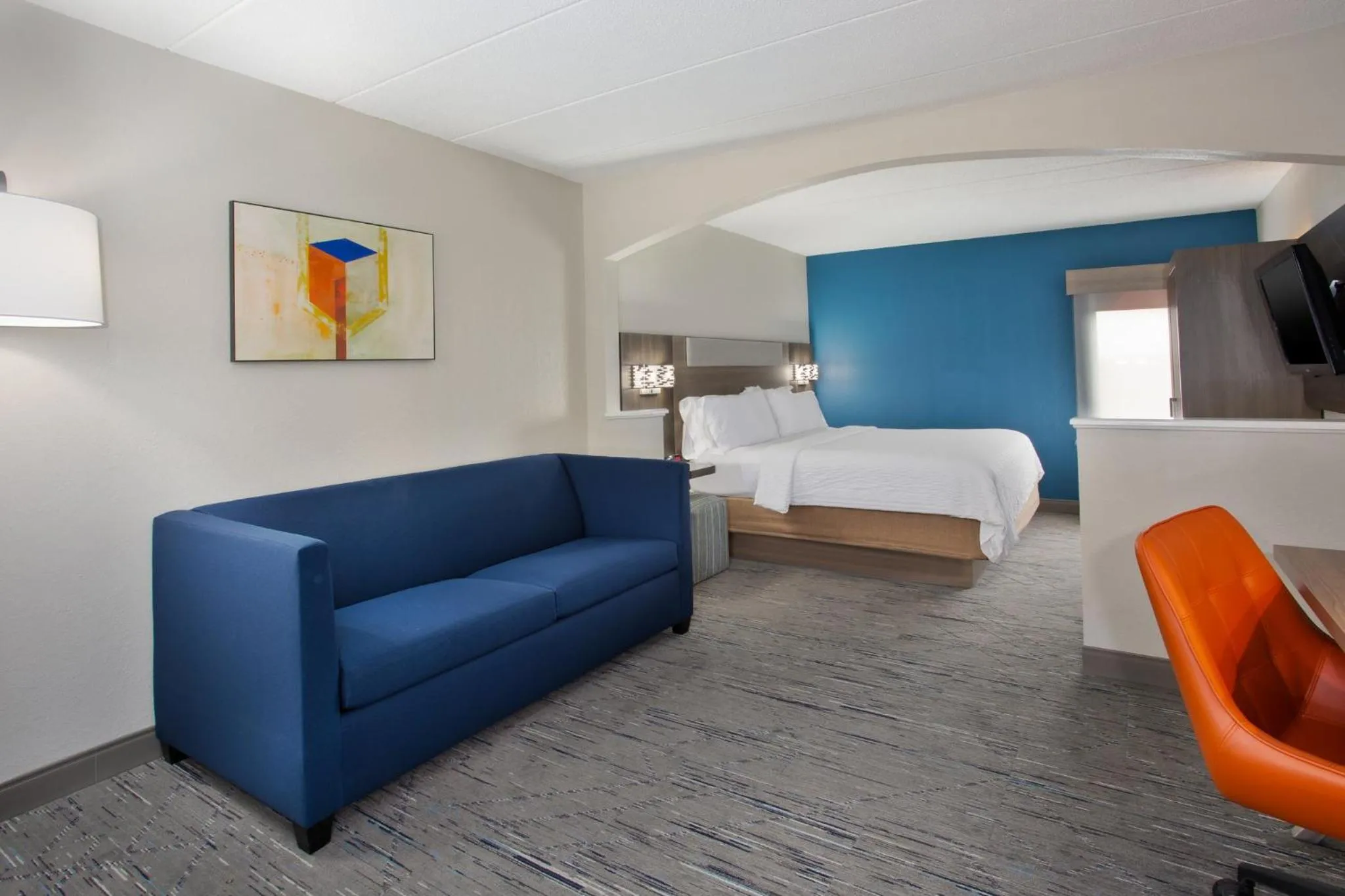 Photo of the whole room, Bed in Holiday Inn Express Hotel & Suites Dover by IHG