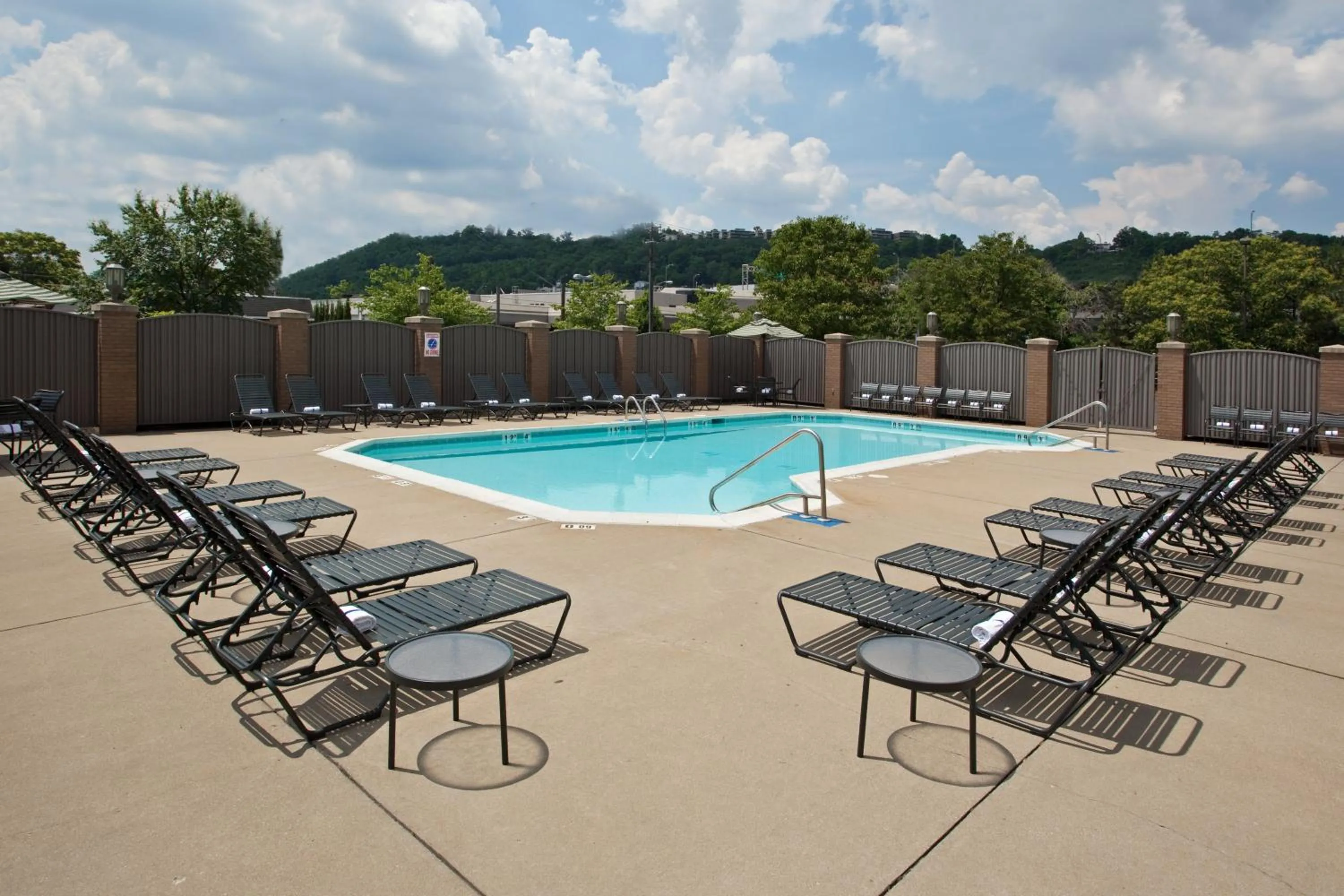 Swimming pool in Holiday Inn Cincinnati-Riverfront by IHG