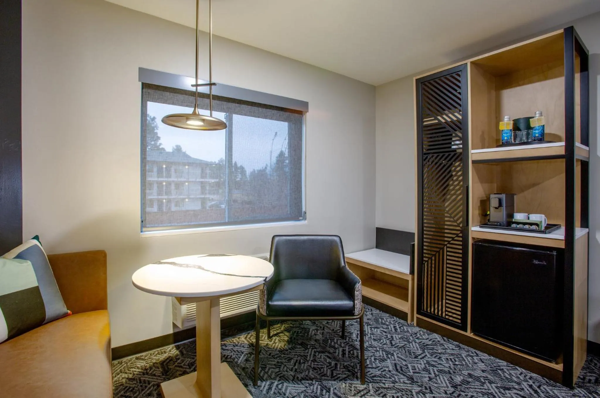 Photo of the whole room in voco Flagstaff by IHG