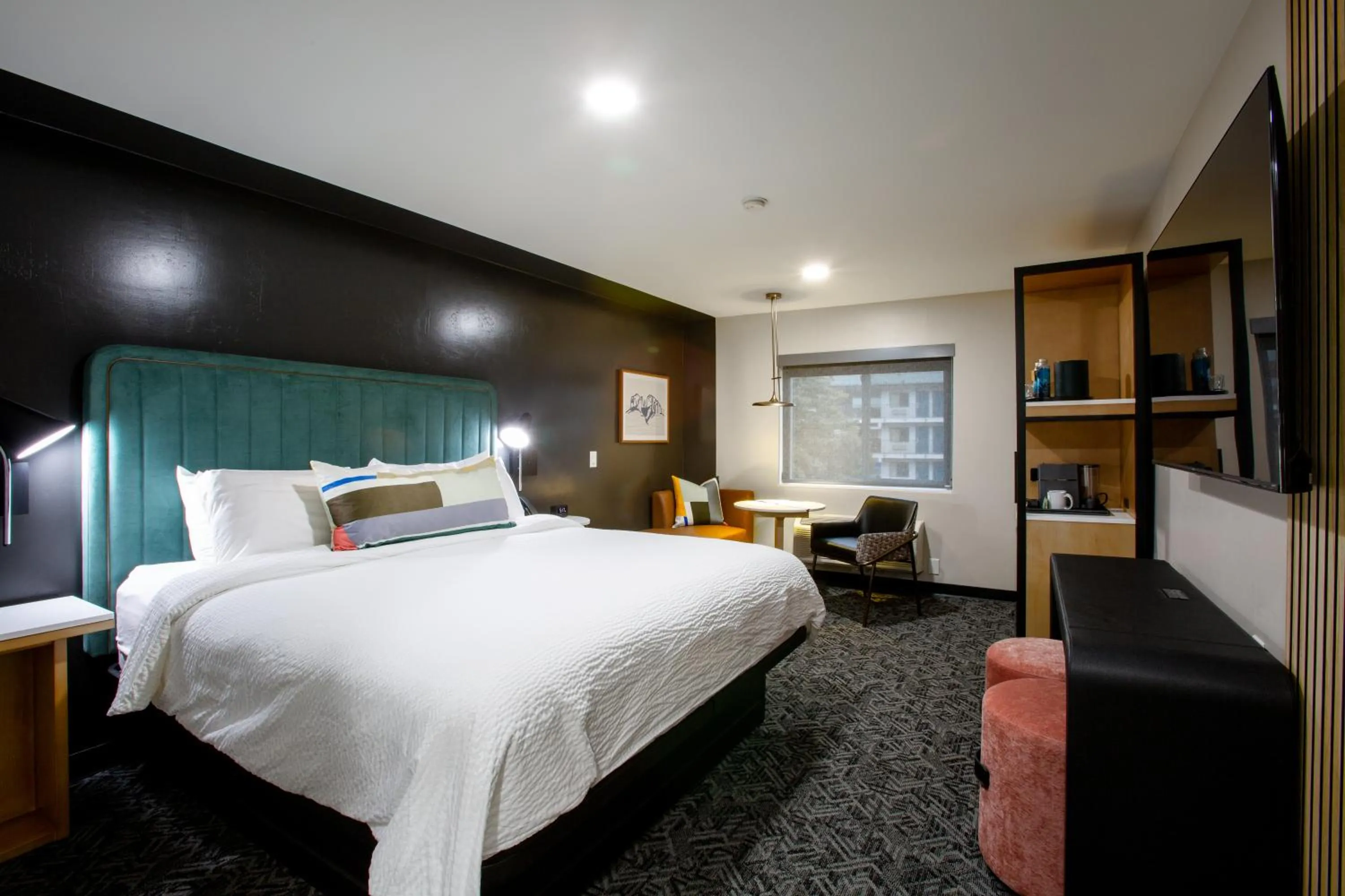 Bedroom, Bed in voco Flagstaff by IHG