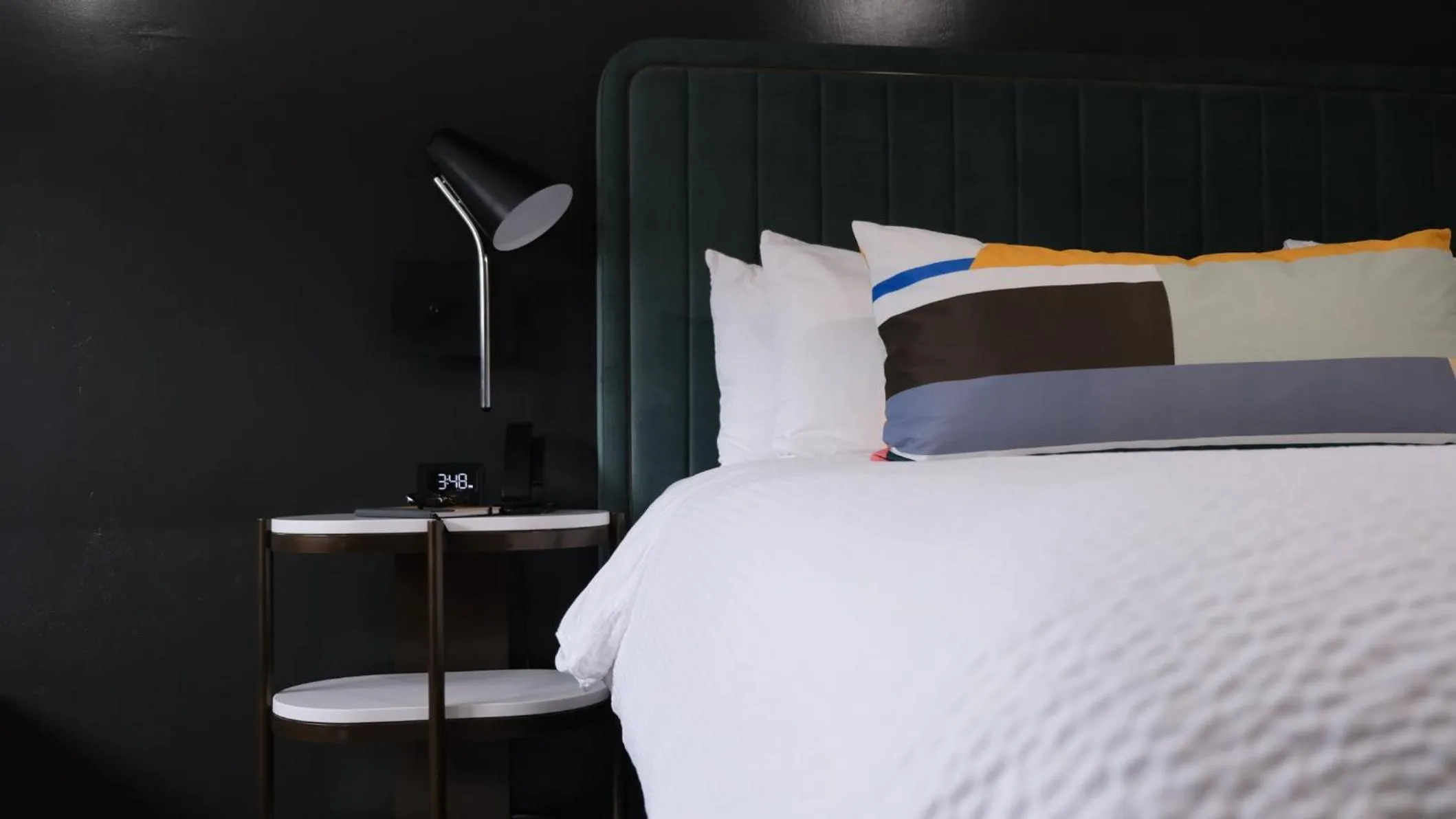 Photo of the whole room, Bed in voco Flagstaff by IHG