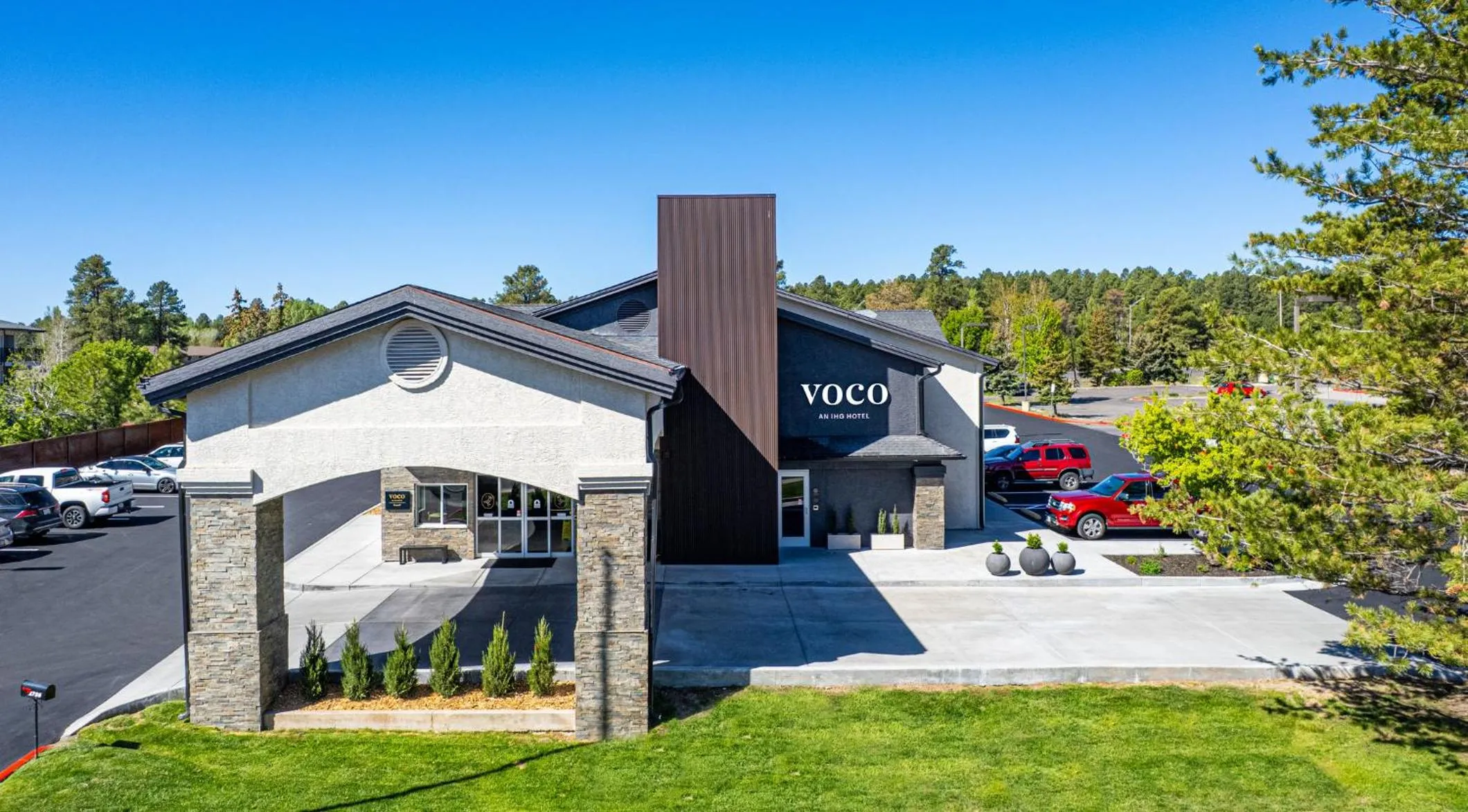 Property building in voco Flagstaff by IHG