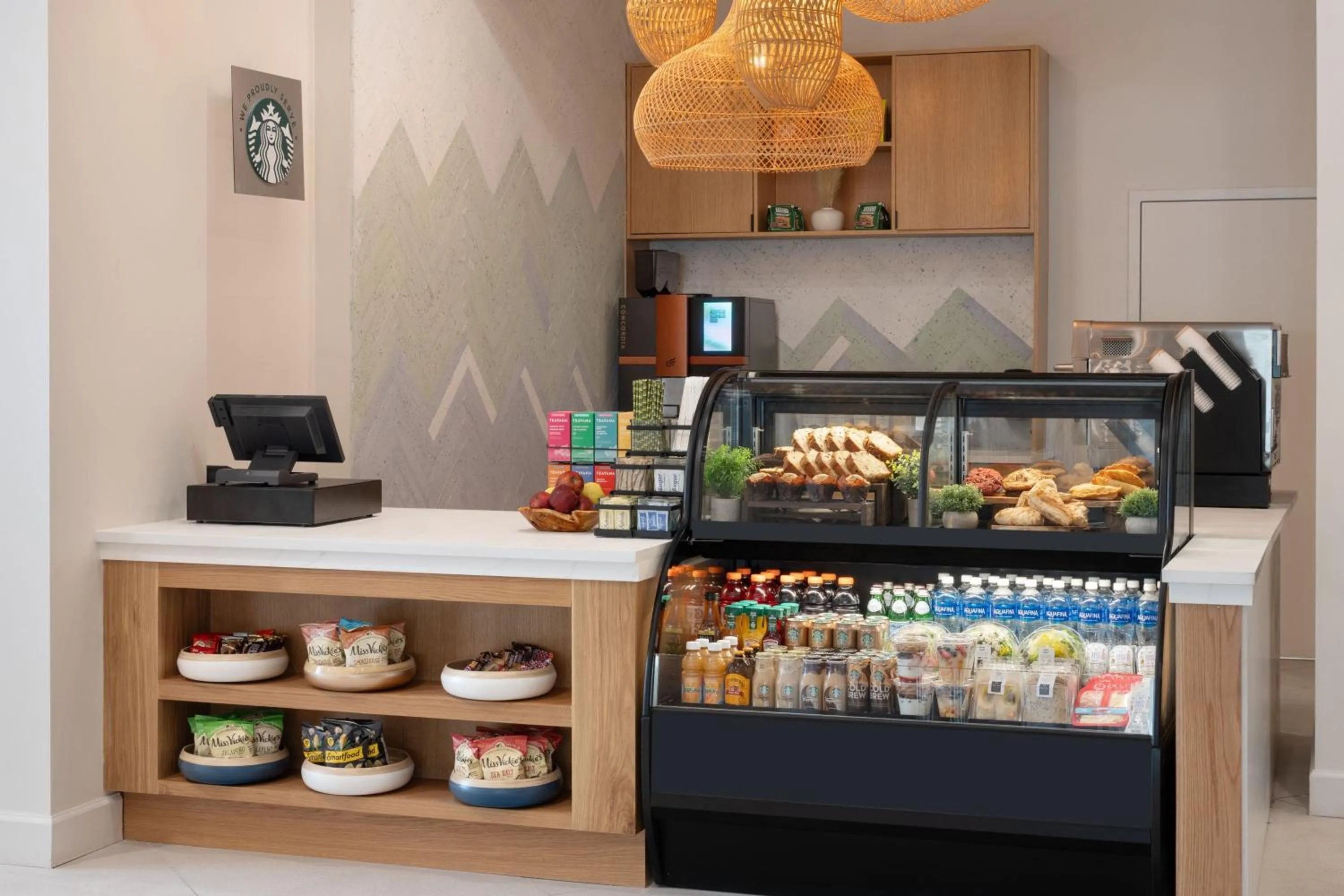 Restaurant/places to eat in Holiday Inn Palm Beach-Airport Conf Ctr, an IHG Hotel