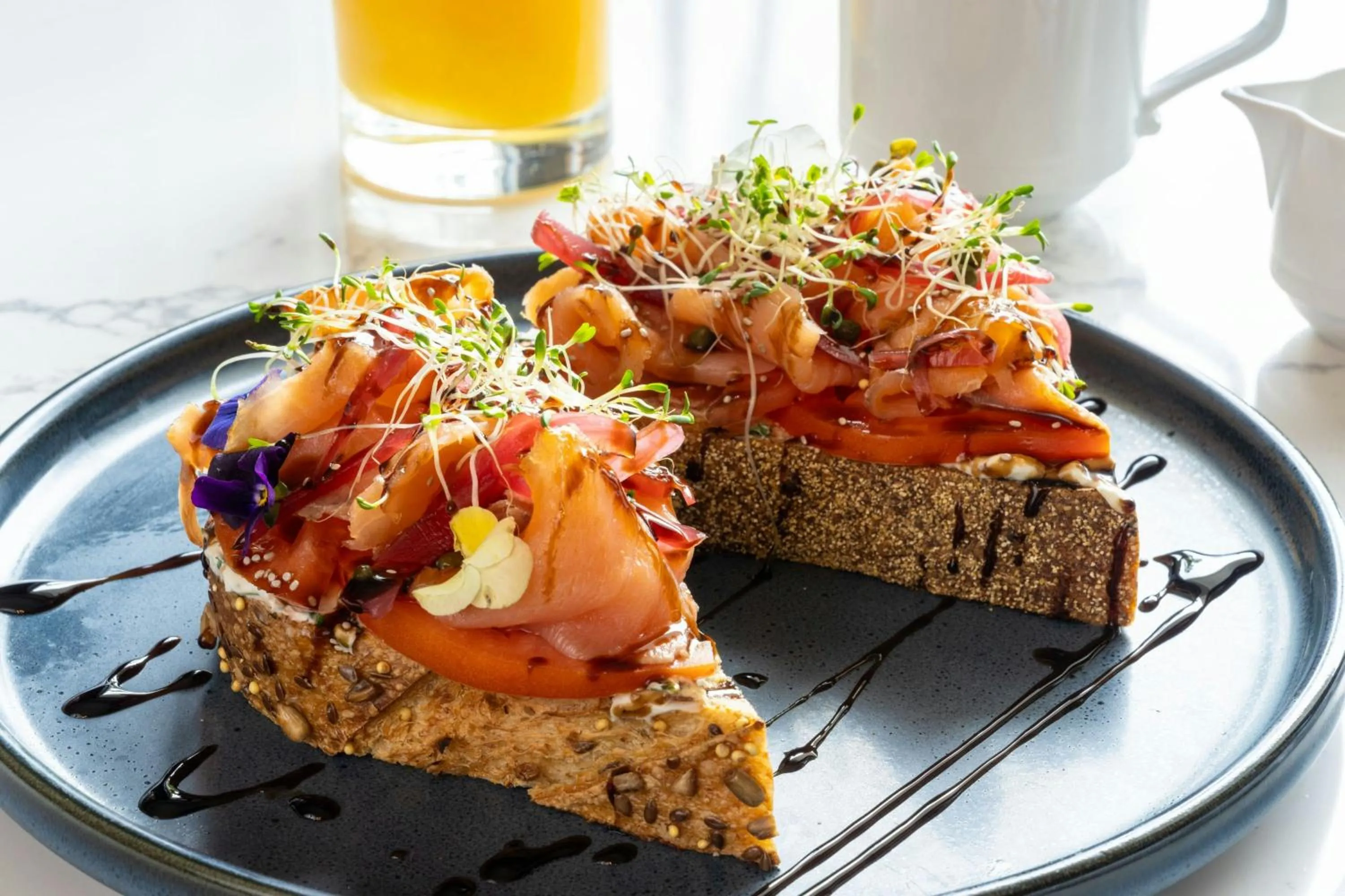 Lounge or bar in Delta Hotels by Marriott West Palm Beach