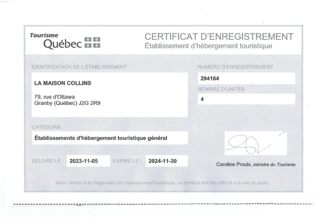 Property building in La Maison Collins B&B