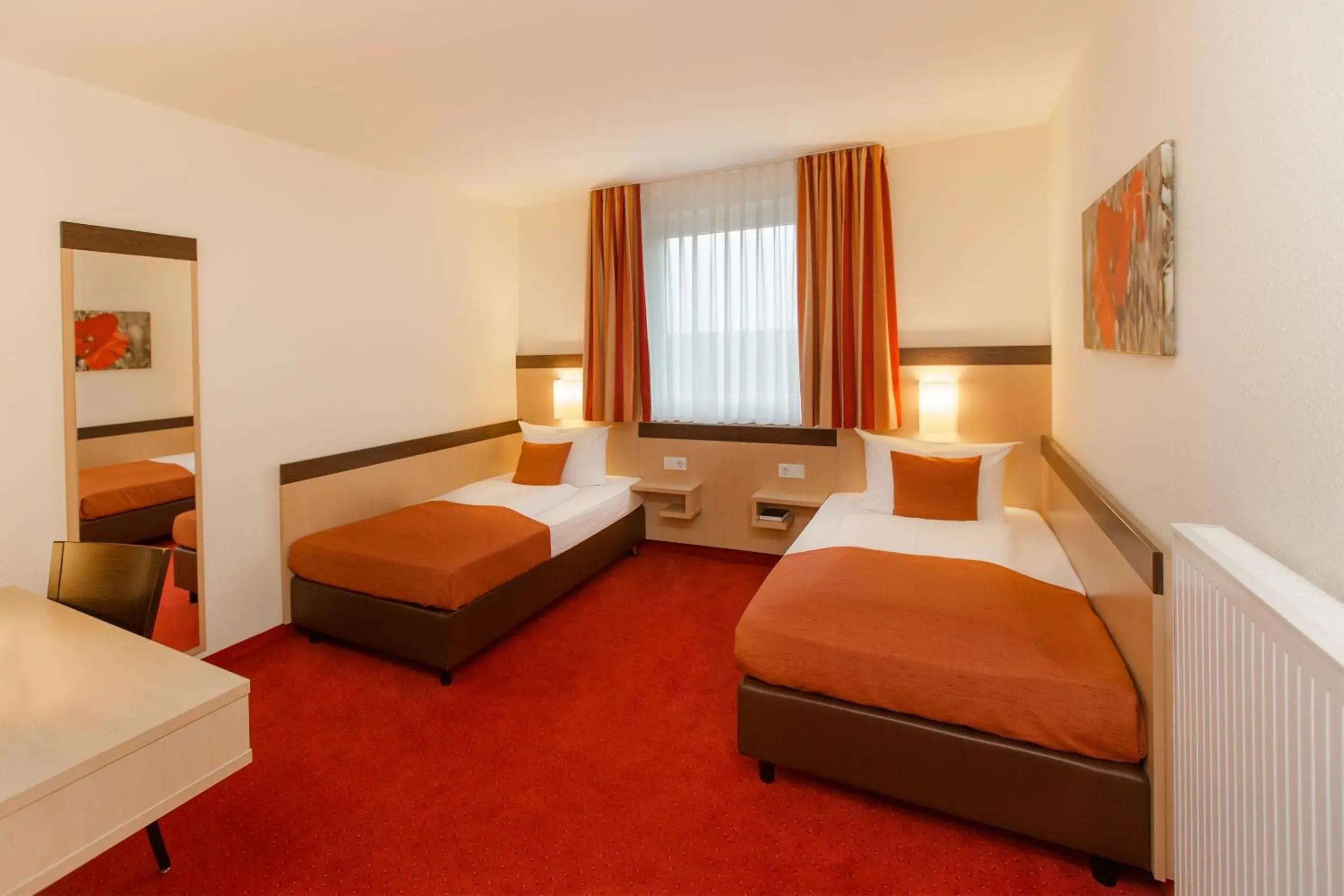 Twin Room - single occupancy in Montana-Hotel Ellwangen Twin Room - single occupancy in Montana-Hotel Ellwangen
