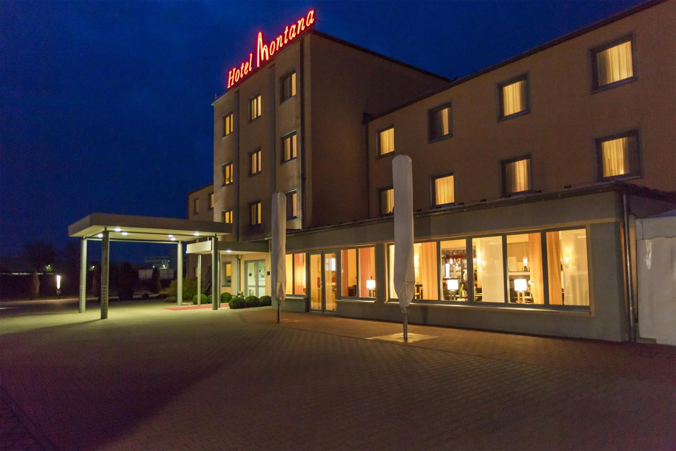 Facade/entrance in Montana-Hotel Ellwangen