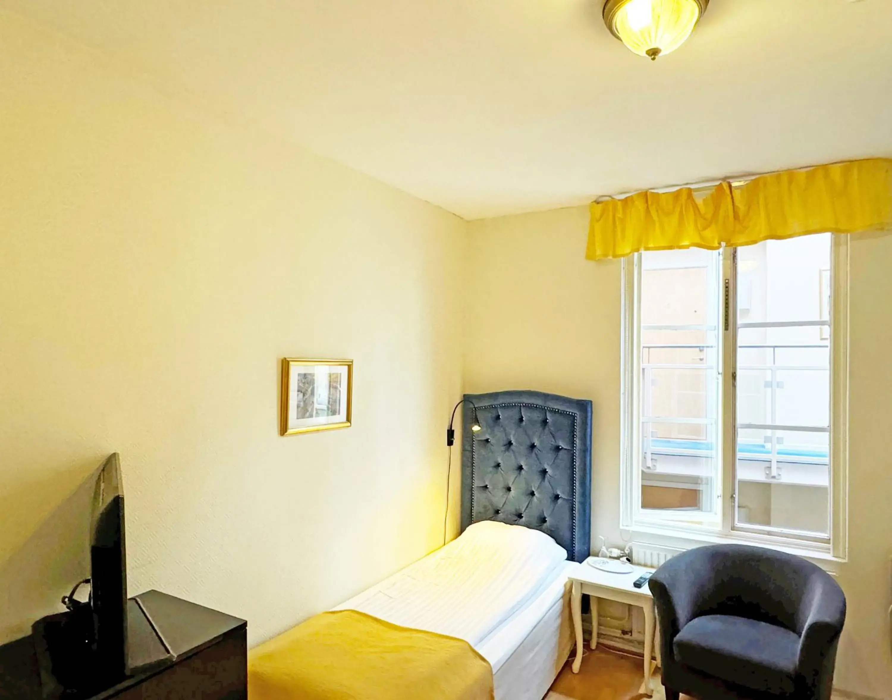 Economy Single Room in Hotel Concordia Economy Single Room in Hotel Concordia