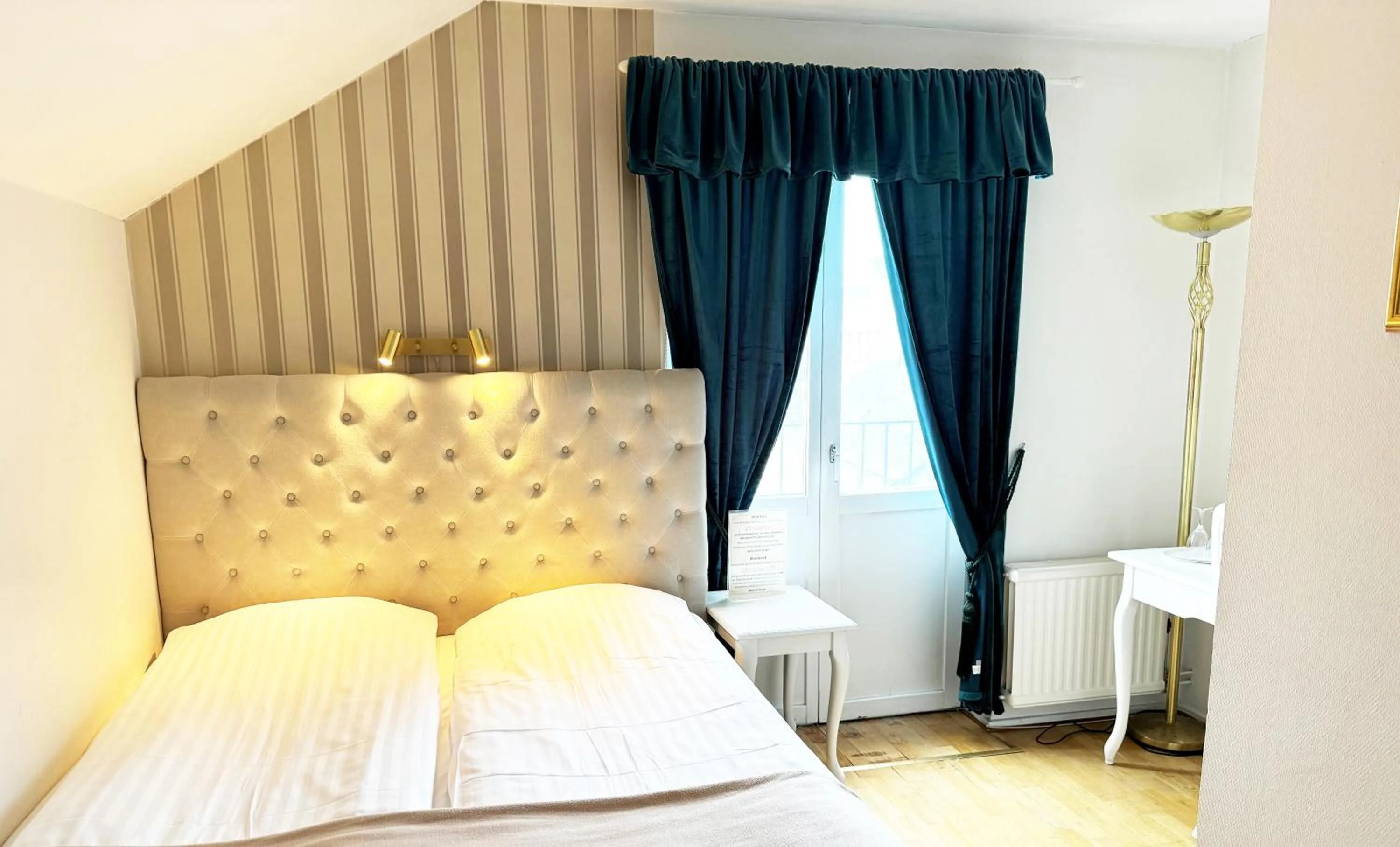 Bed in Hotel Concordia