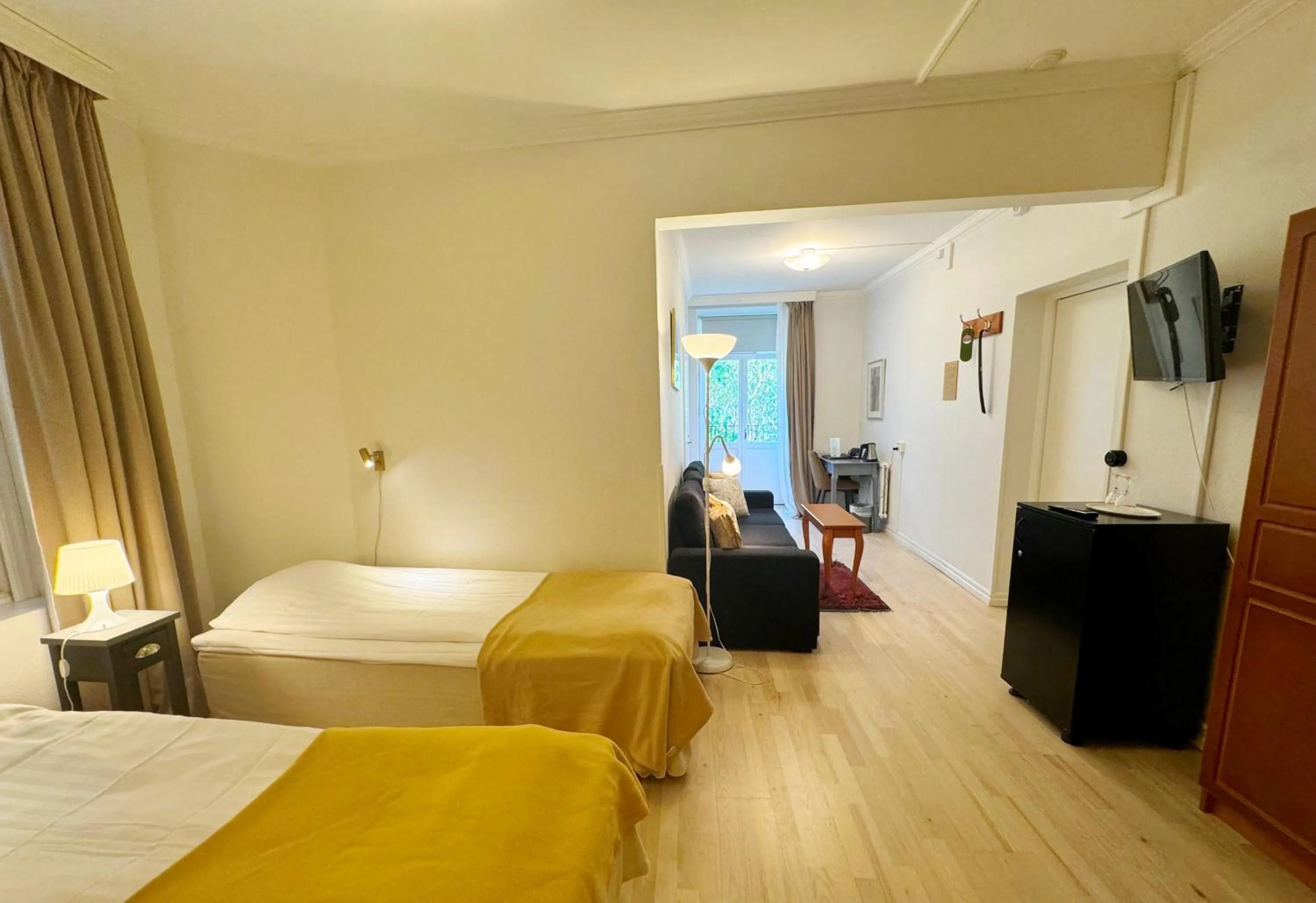 TV and multimedia, Bed in Hotel Concordia