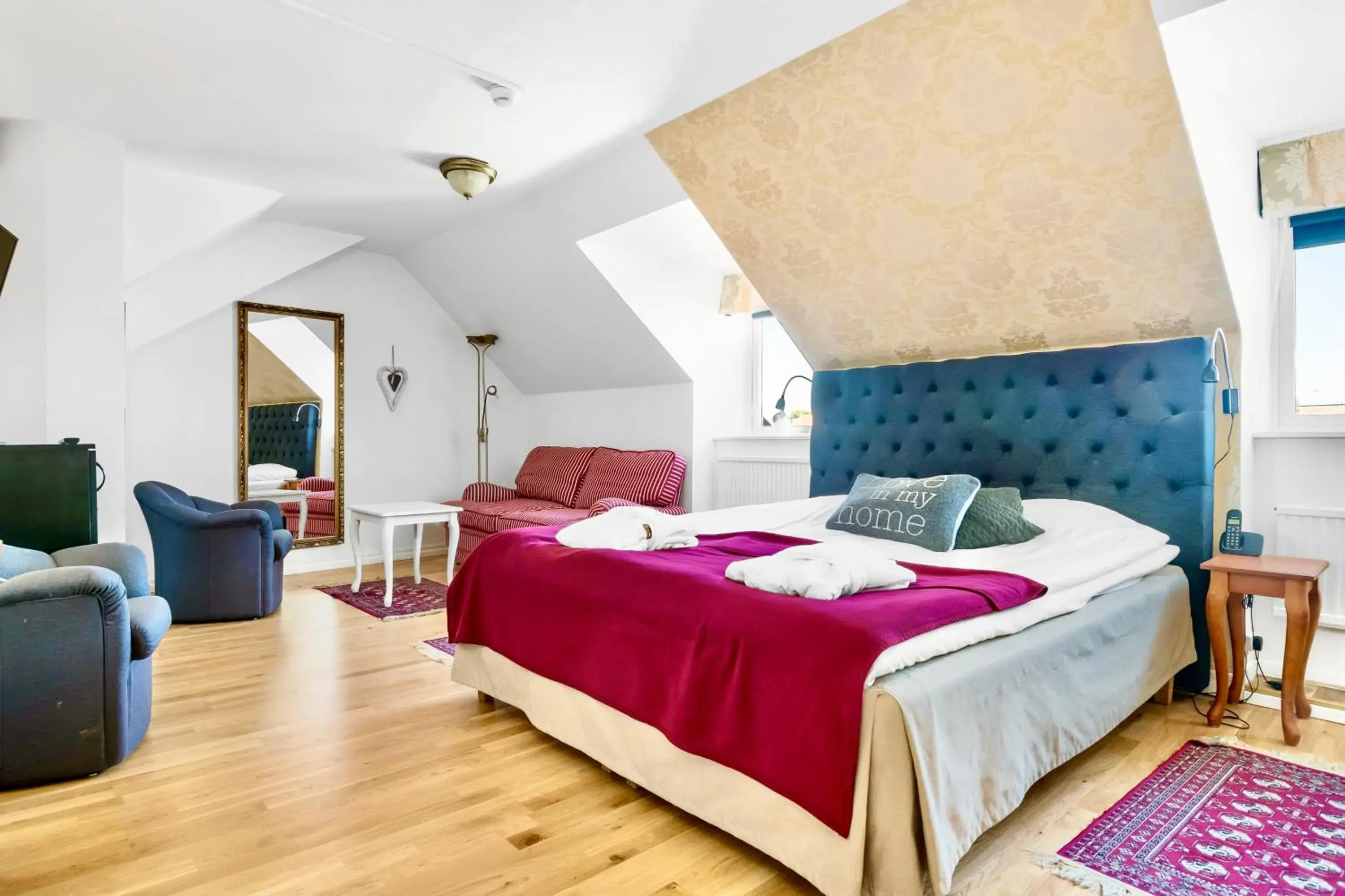 Standard Family Room in Hotel Concordia Standard Family Room in Hotel Concordia