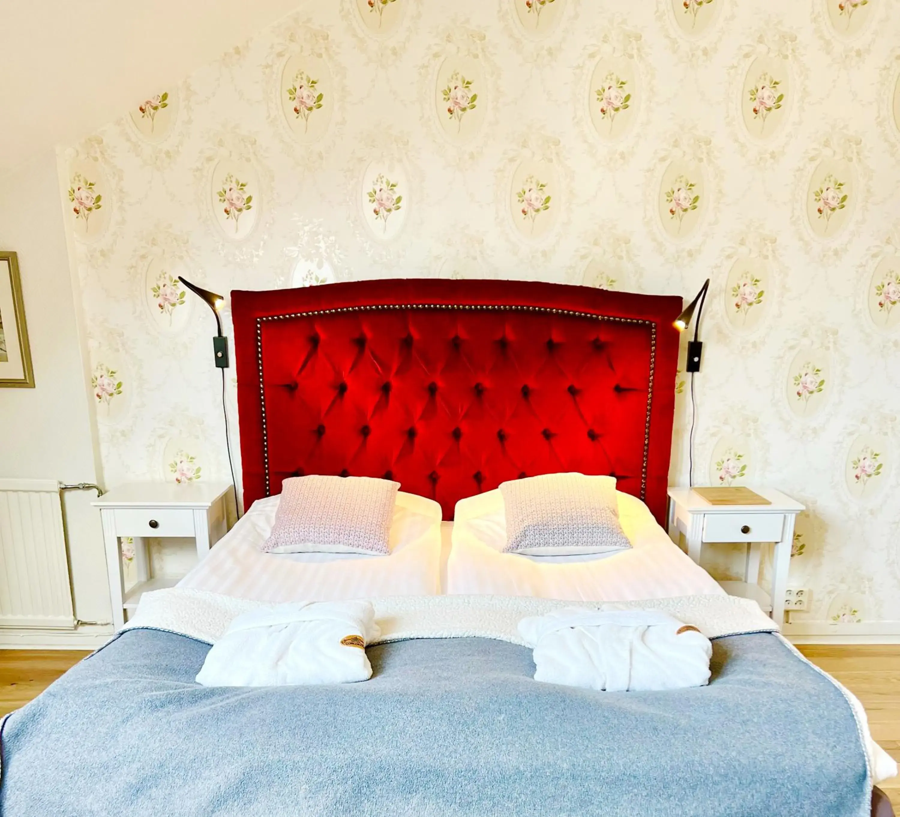 Superior Queen Room in Hotel Concordia Superior Queen Room in Hotel Concordia