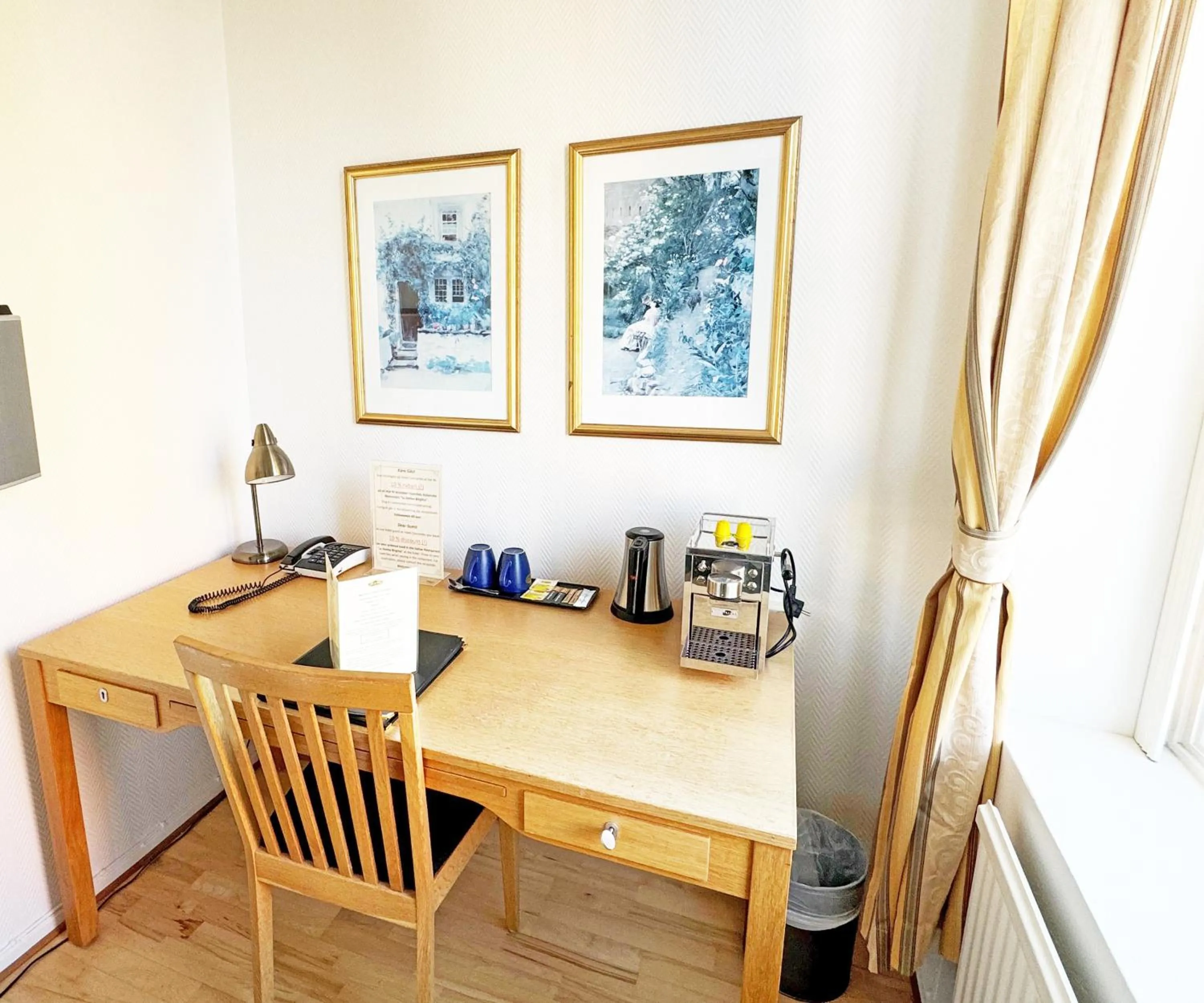 Coffee/tea facilities in Hotel Concordia