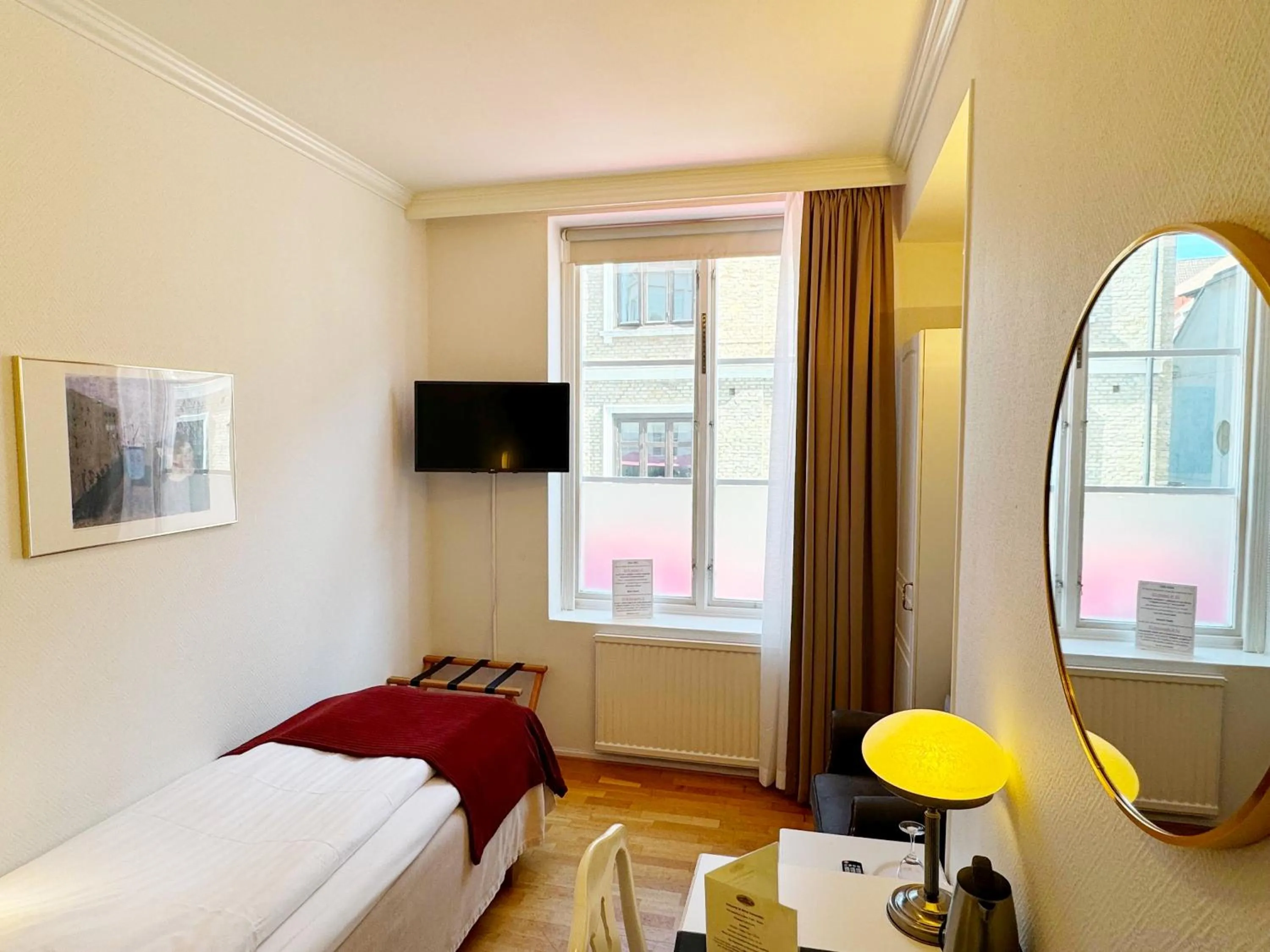 Bedroom, Bed in Hotel Concordia