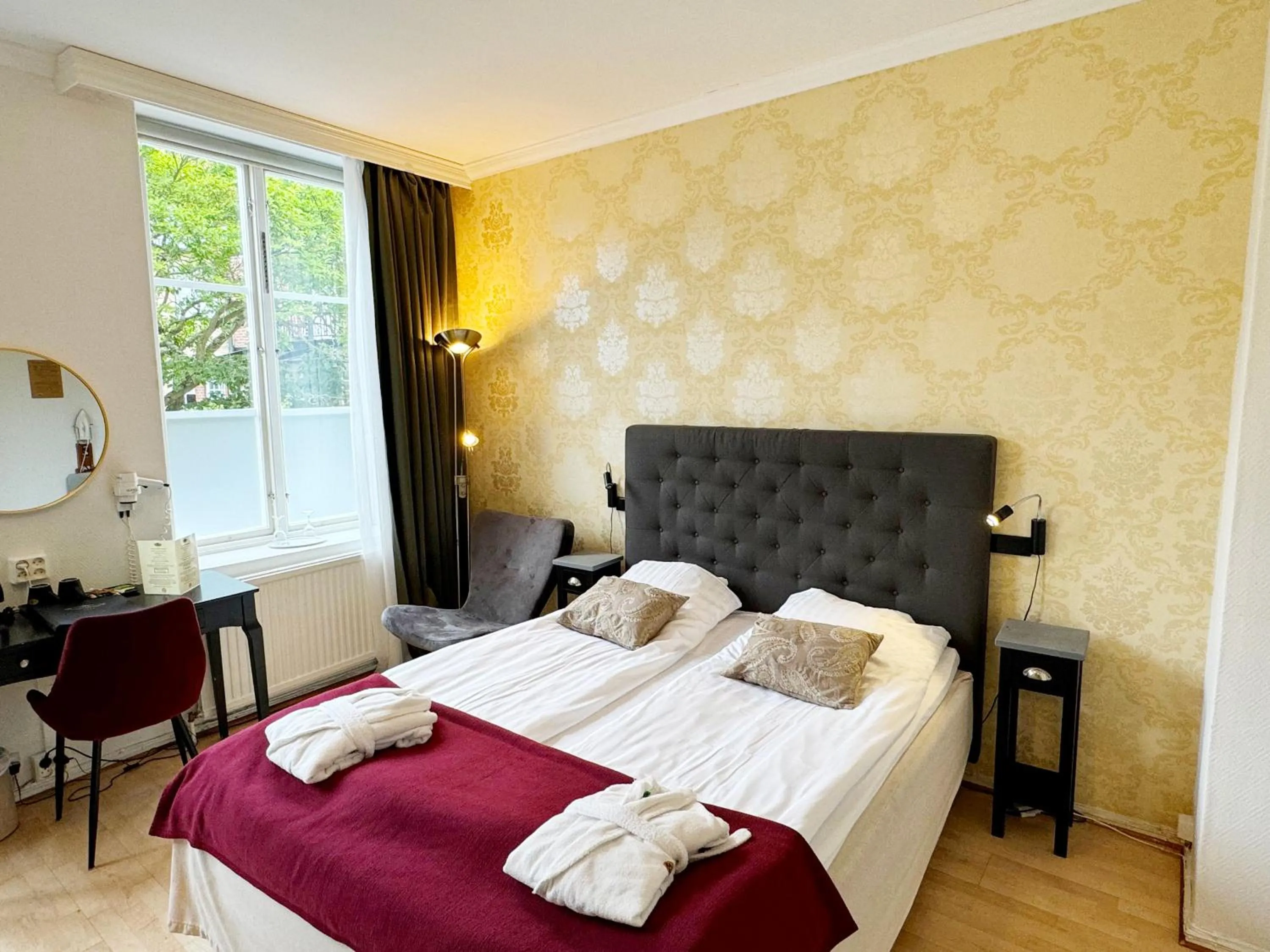 Bed in Hotel Concordia