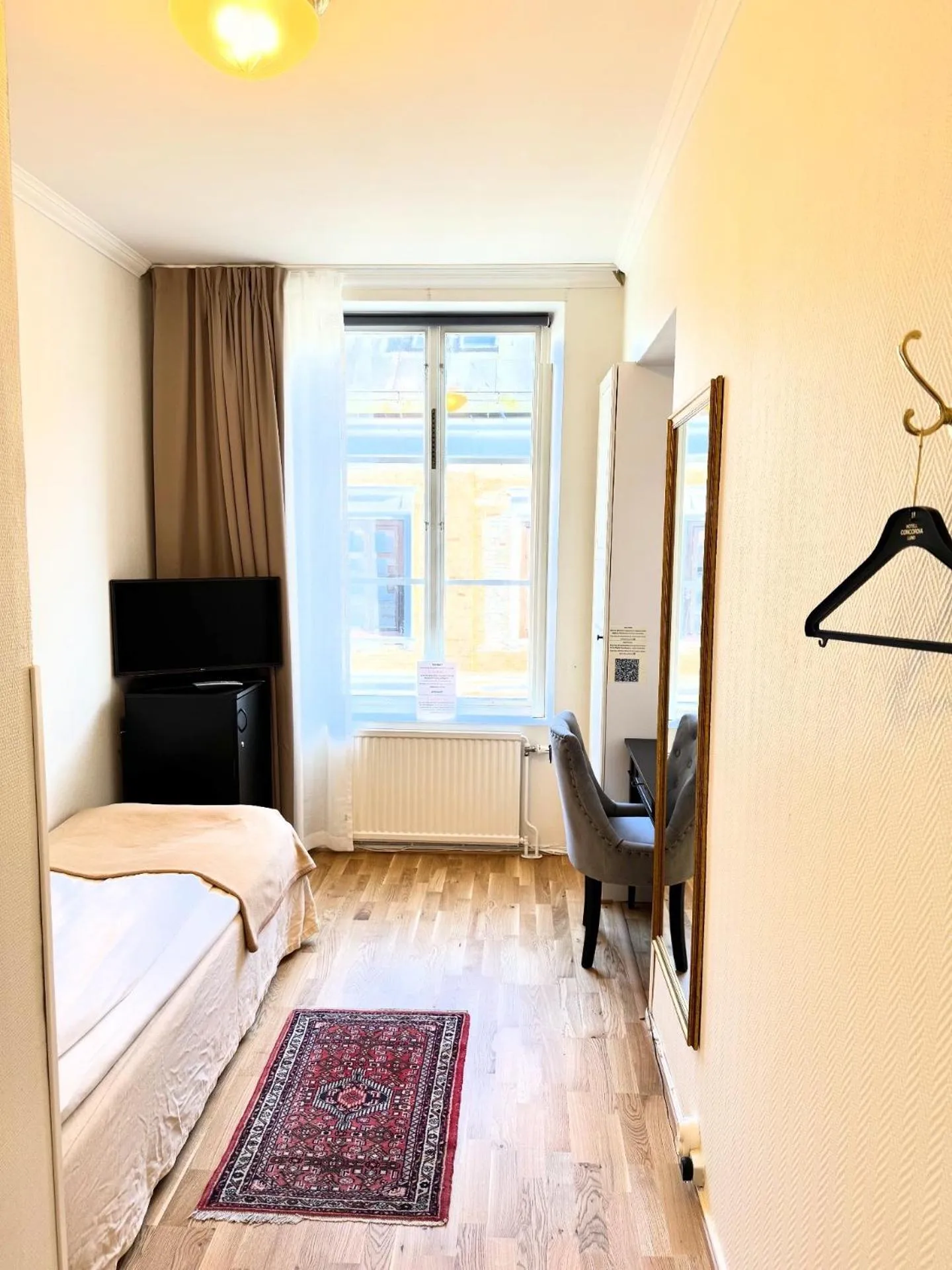 Photo of the whole room, Bed in Hotel Concordia