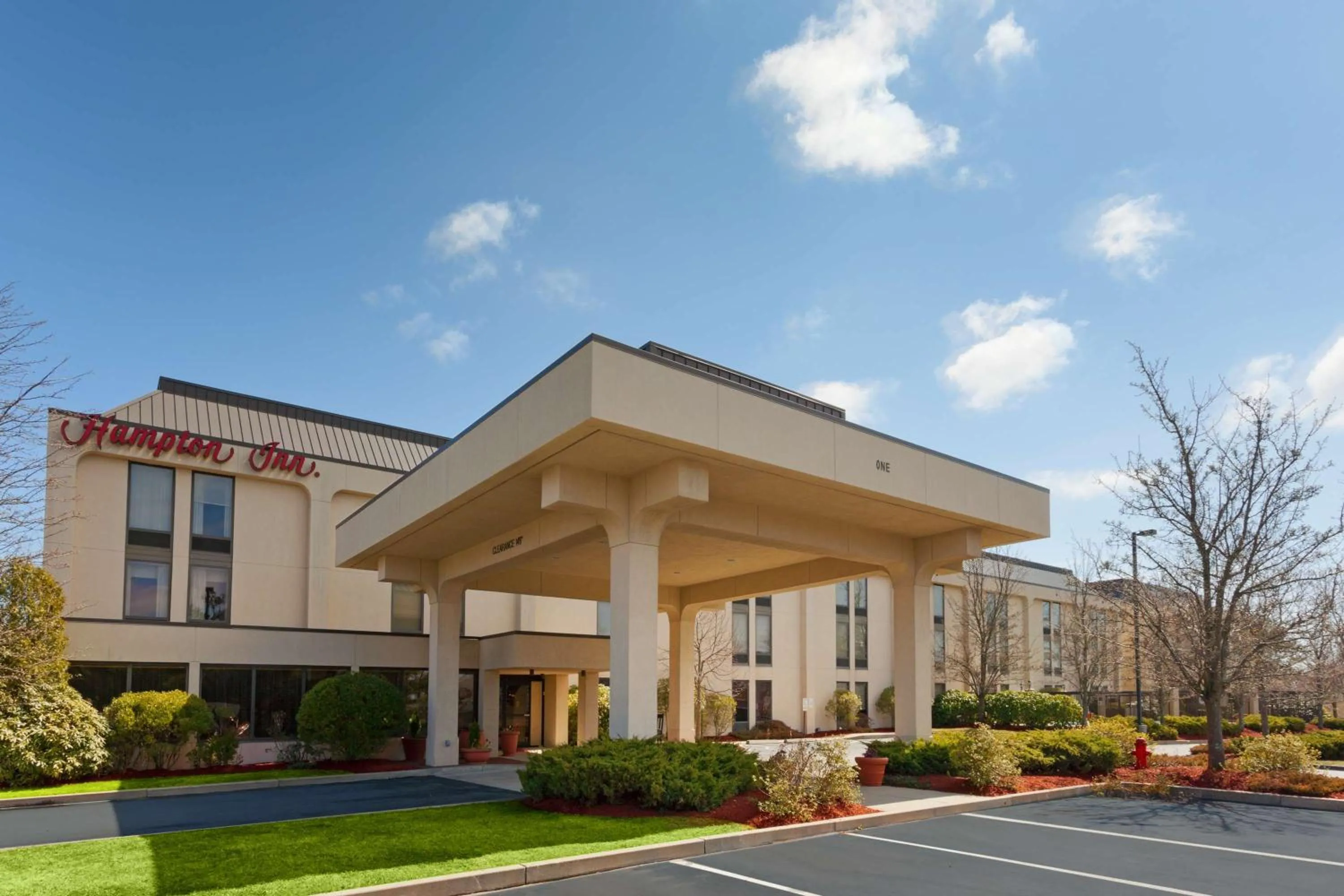 Property building in Hampton Inn New Bedford/Fairhaven