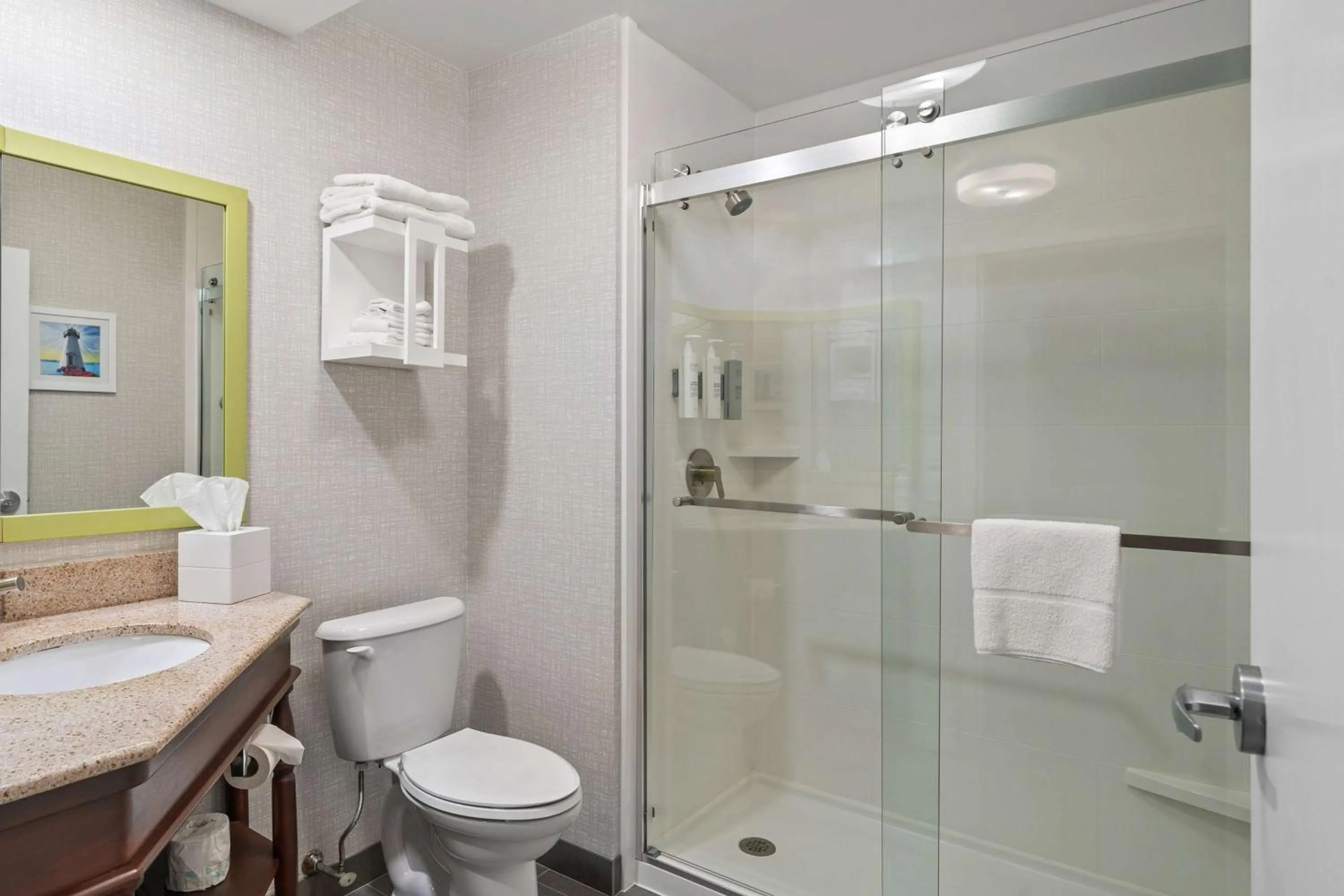 Bathroom in Hampton Inn New Bedford/Fairhaven