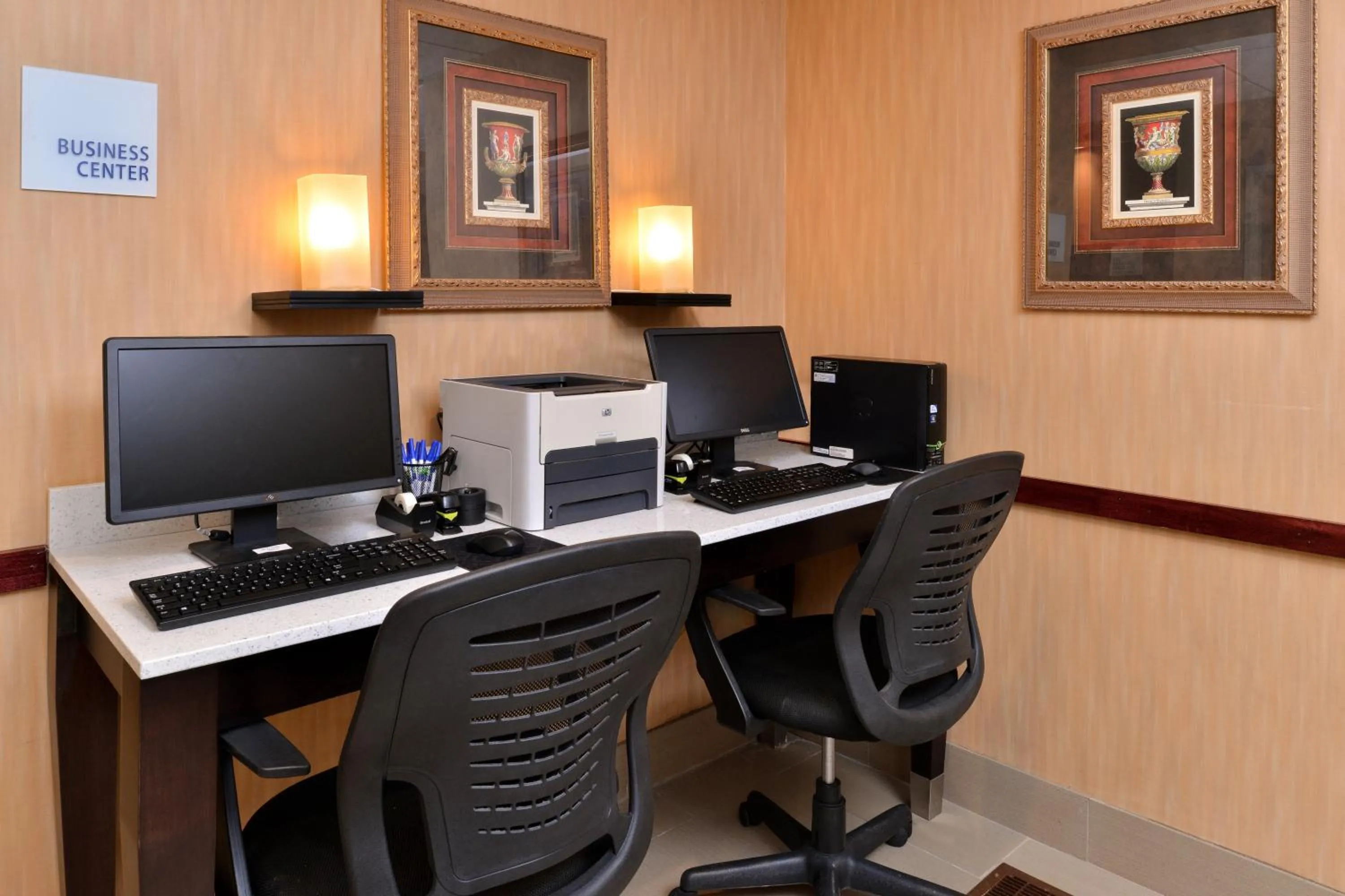 Other, Business Area/Conference Room in Holiday Inn Express Hotel & Suites Cincinnati-North/Sharonville