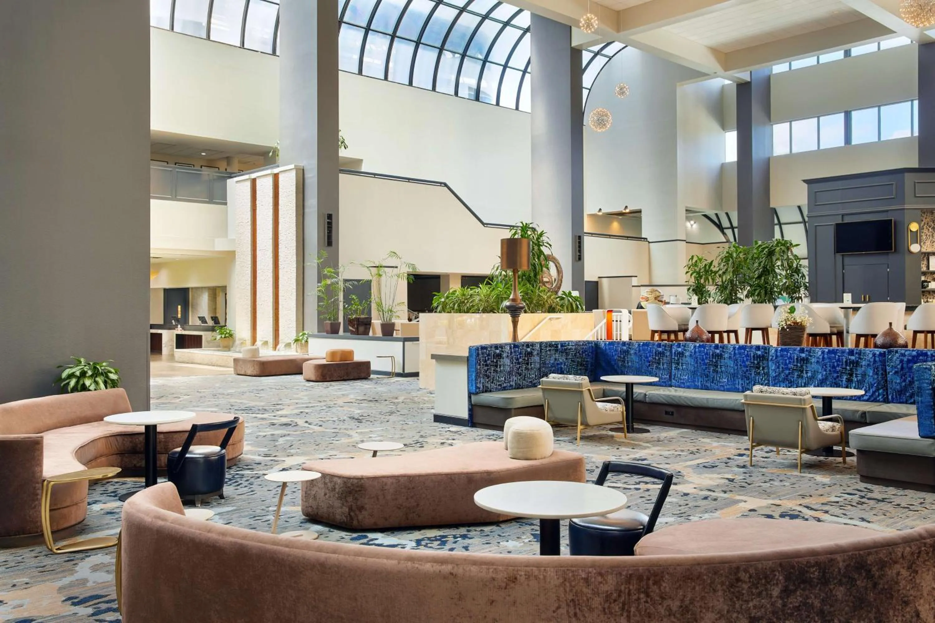 Lobby or reception in Embassy Suites by Hilton West Palm Beach Central