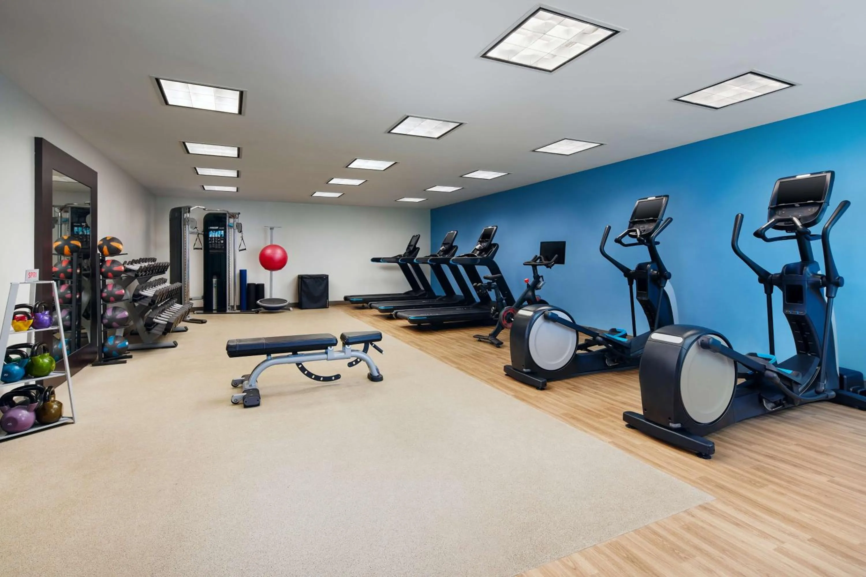 Fitness centre/facilities in Embassy Suites by Hilton West Palm Beach Central