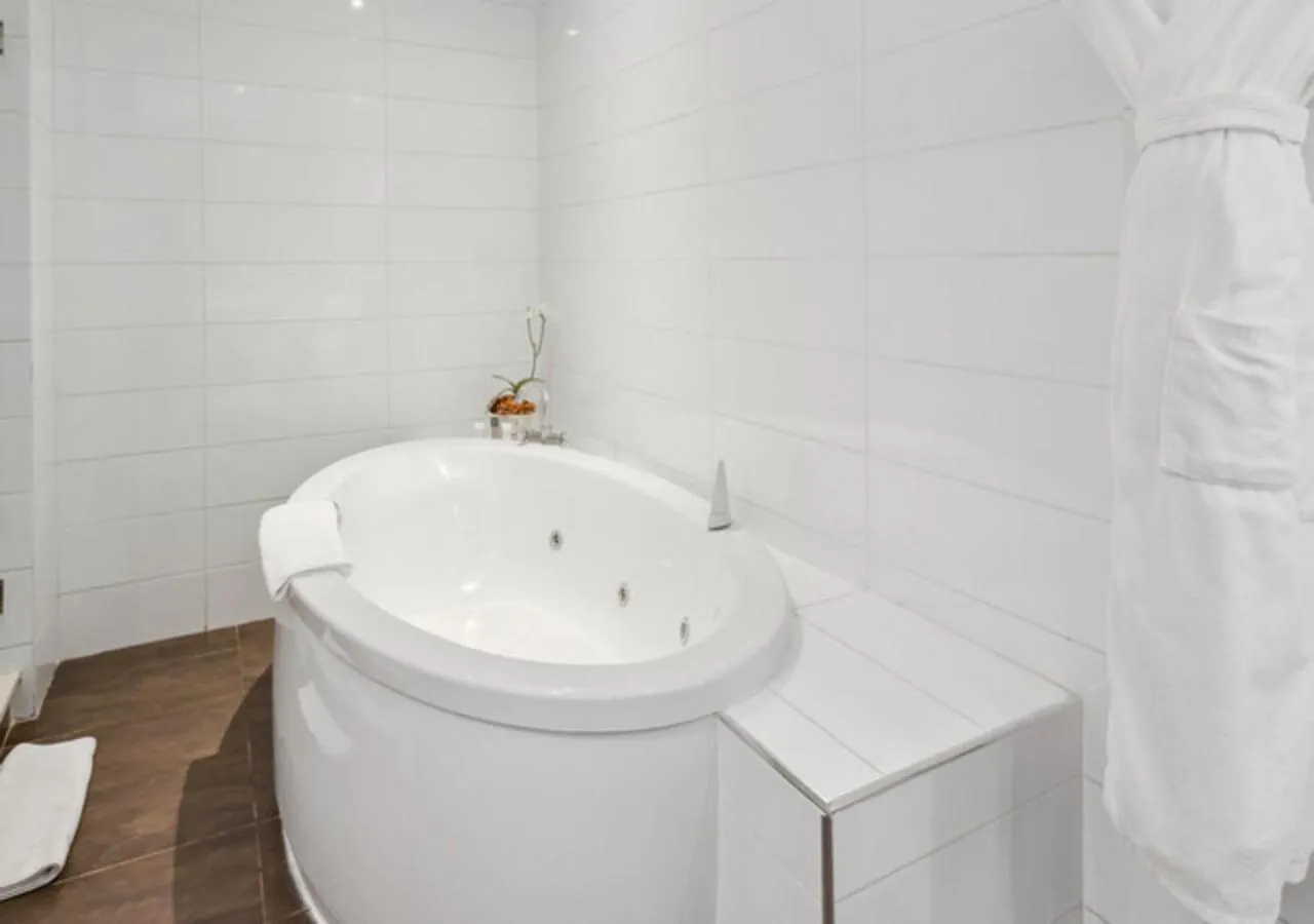 Bathroom in Central Hotel Panama Casco Viejo