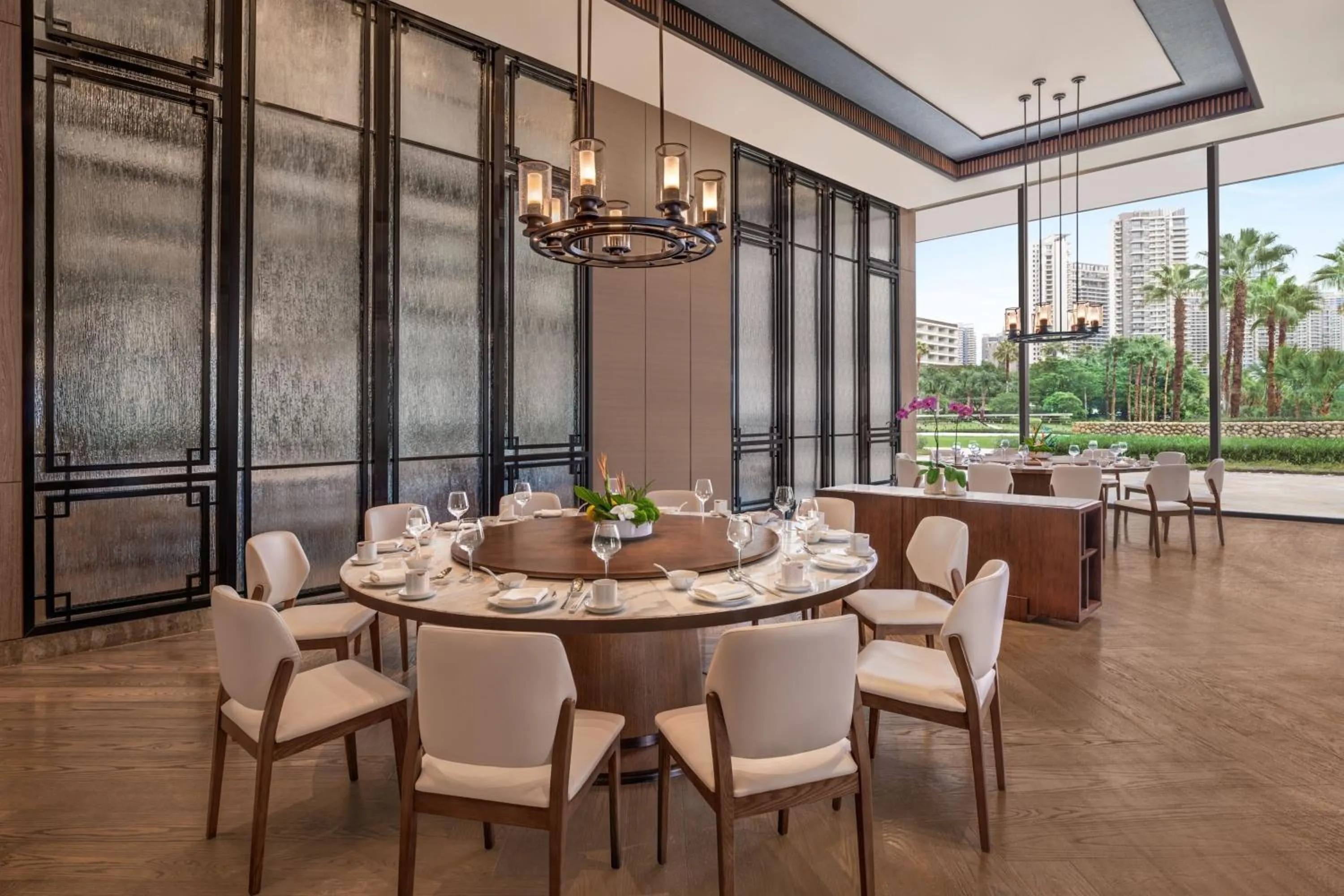 Restaurant/places to eat in Le Meridien Xiaojing Bay