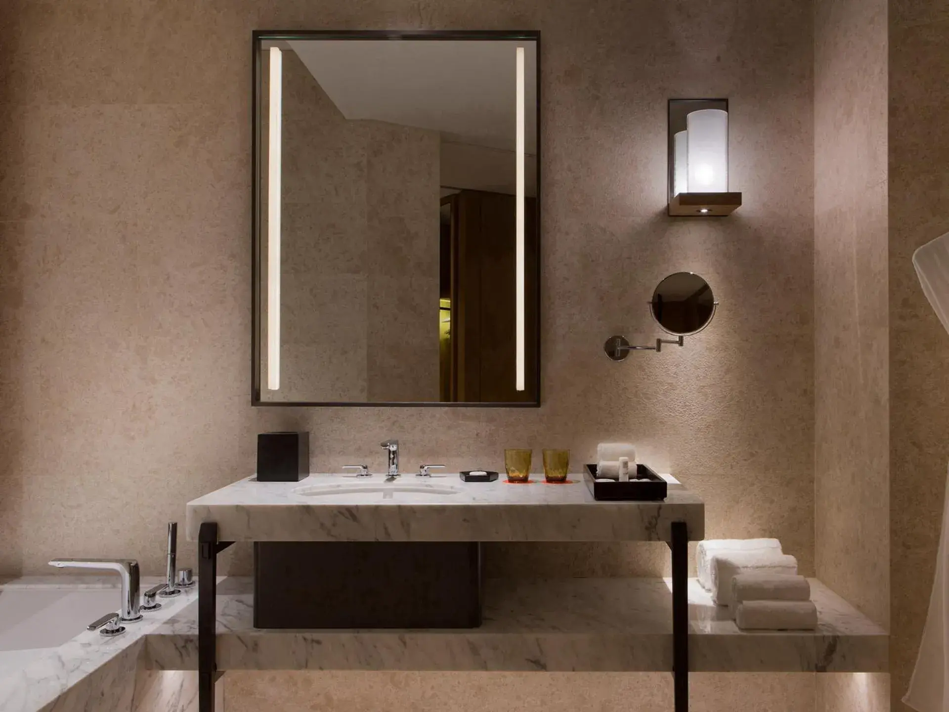 Chic Suite in Le Meridien Xiaojing Bay Chic Suite in Le Meridien Xiaojing Bay