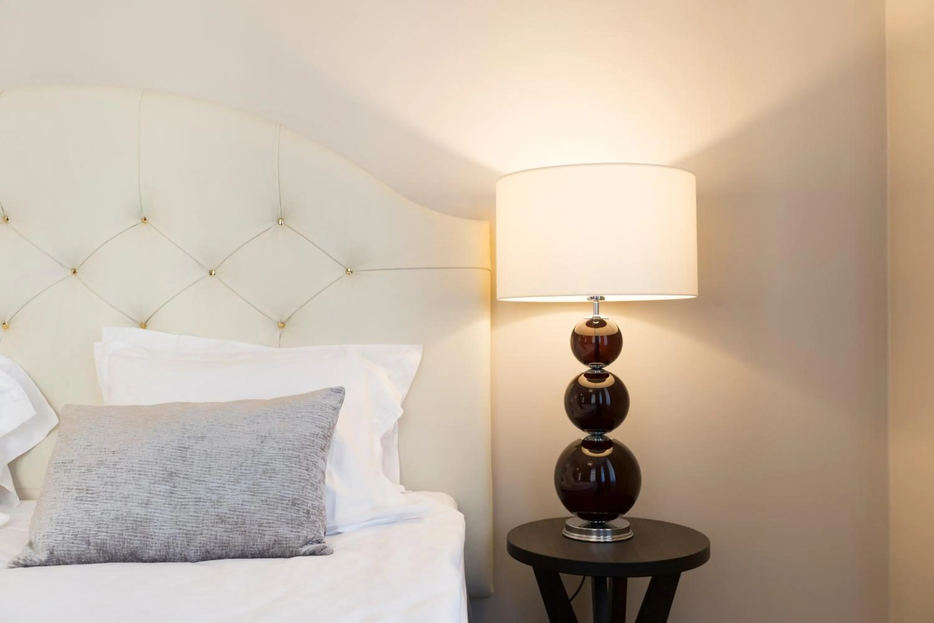 Decorative detail, Bed in Elite Hotel Adlon