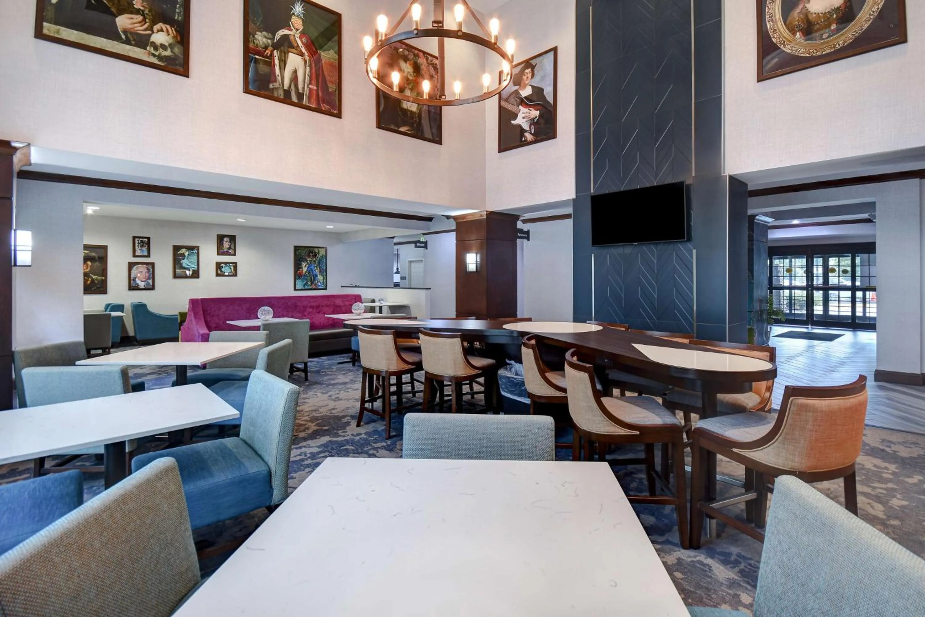 Lobby or reception in Homewood Suites Newport News - Yorktown by Hilton