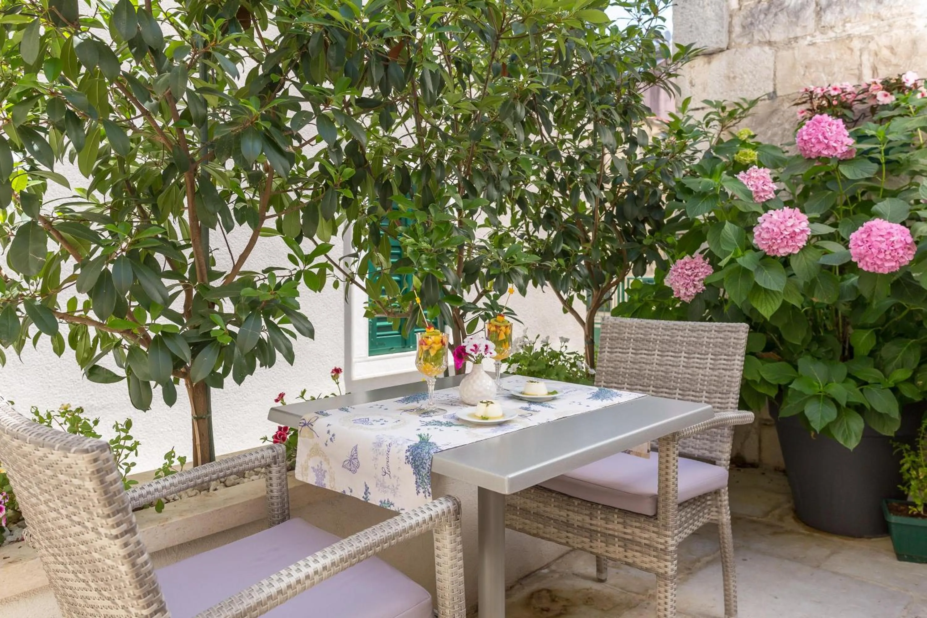 Patio in Balatura The Fine Bed&Breakfast Split