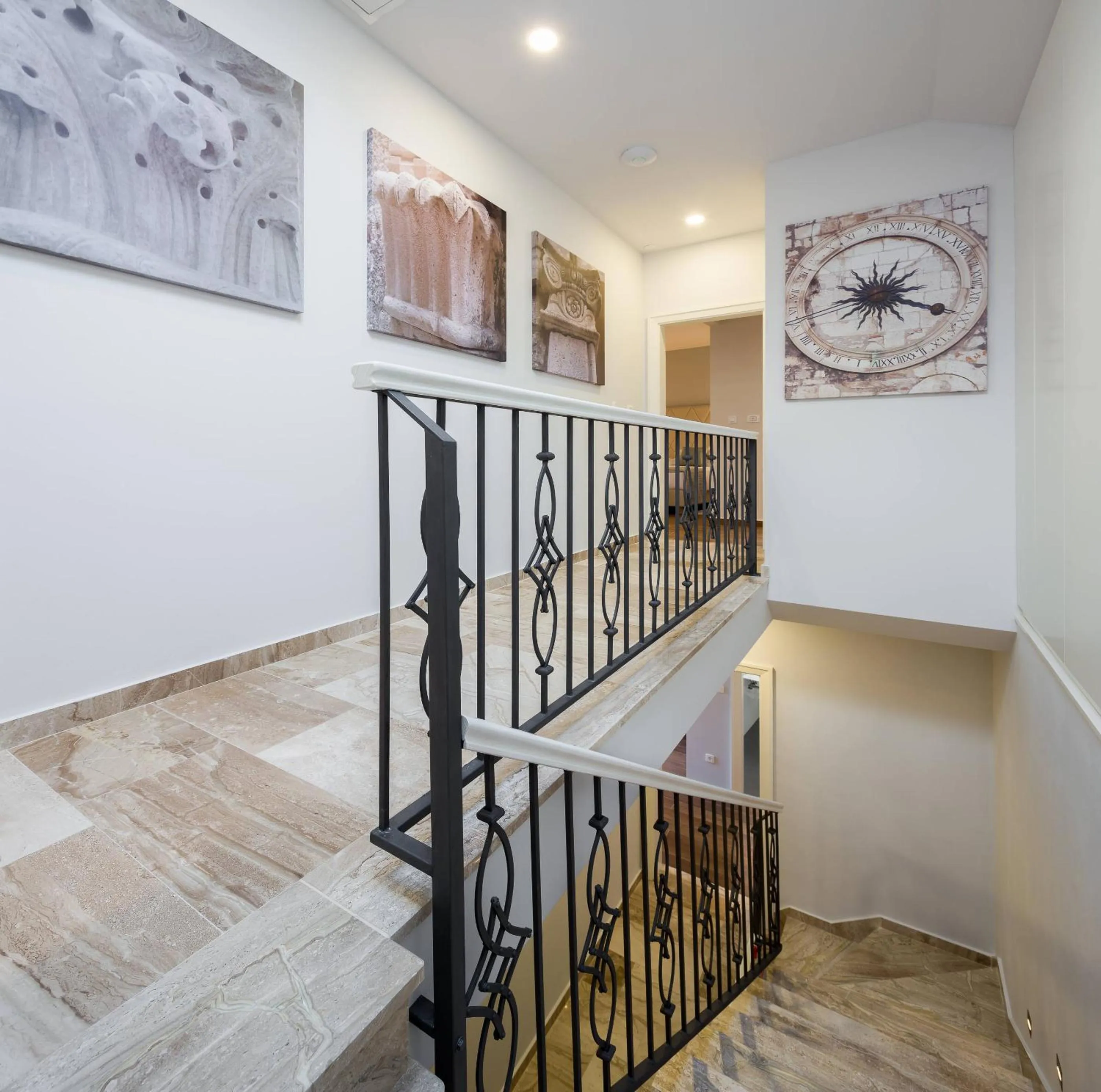 Decorative detail in Balatura The Fine Bed&Breakfast Split