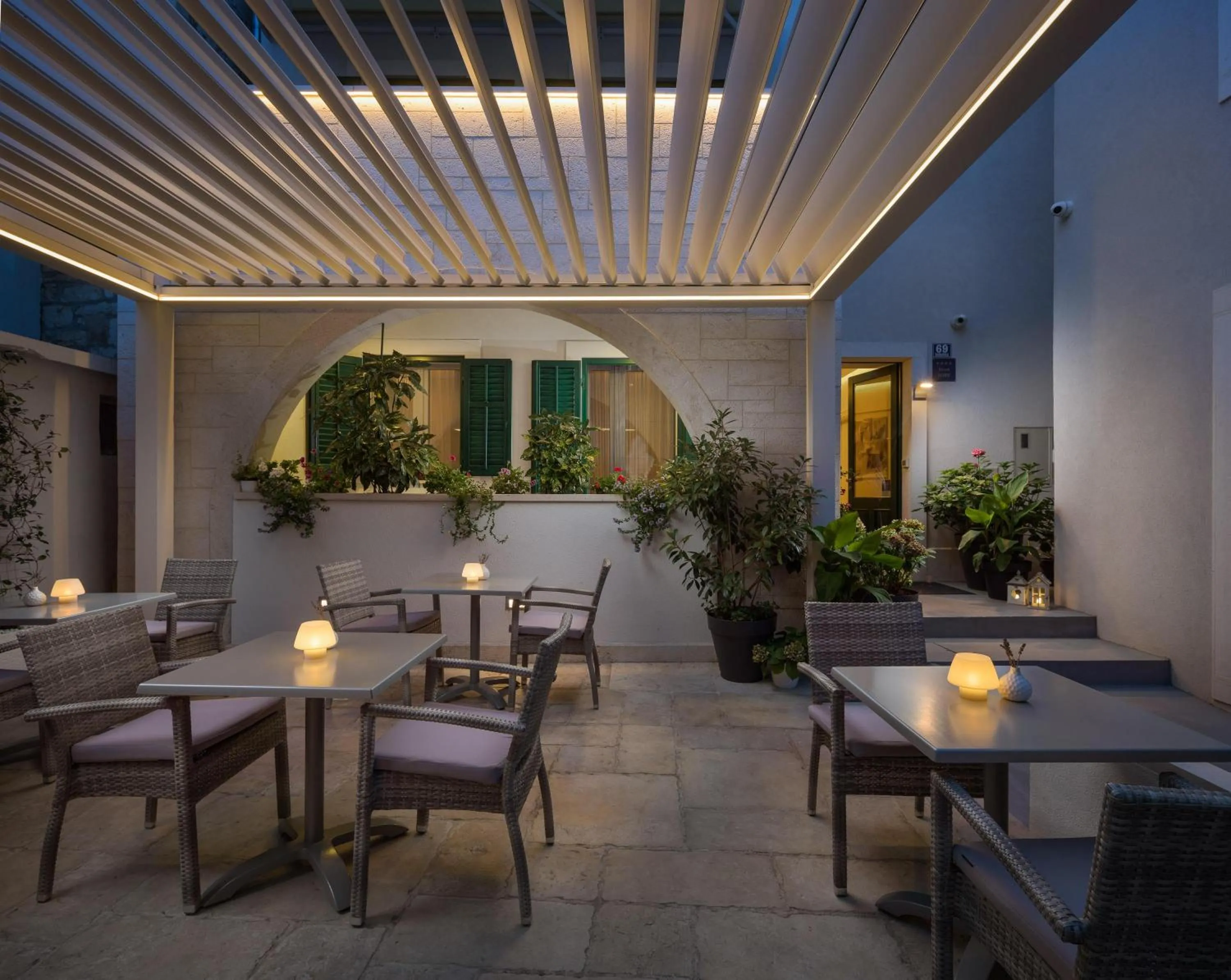 Patio in Balatura The Fine Bed&Breakfast Split