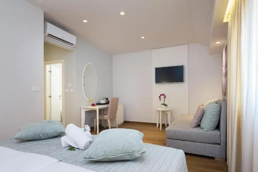 Superior Double or Twin Room in Balatura The Fine Bed&Breakfast Split Superior Double or Twin Room in Balatura The Fine Bed&Breakfast Split