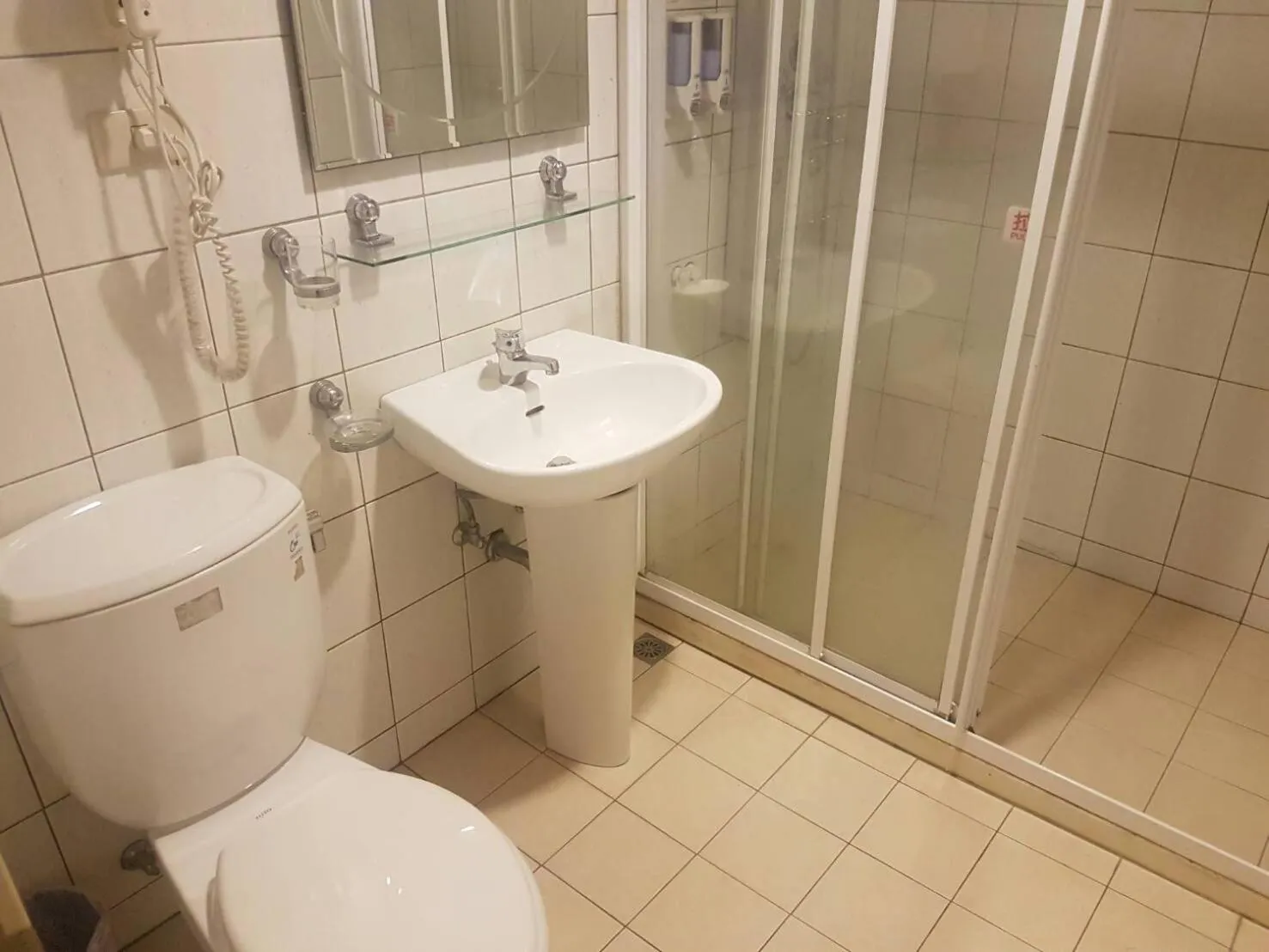 Shower in Ming Yang B&B