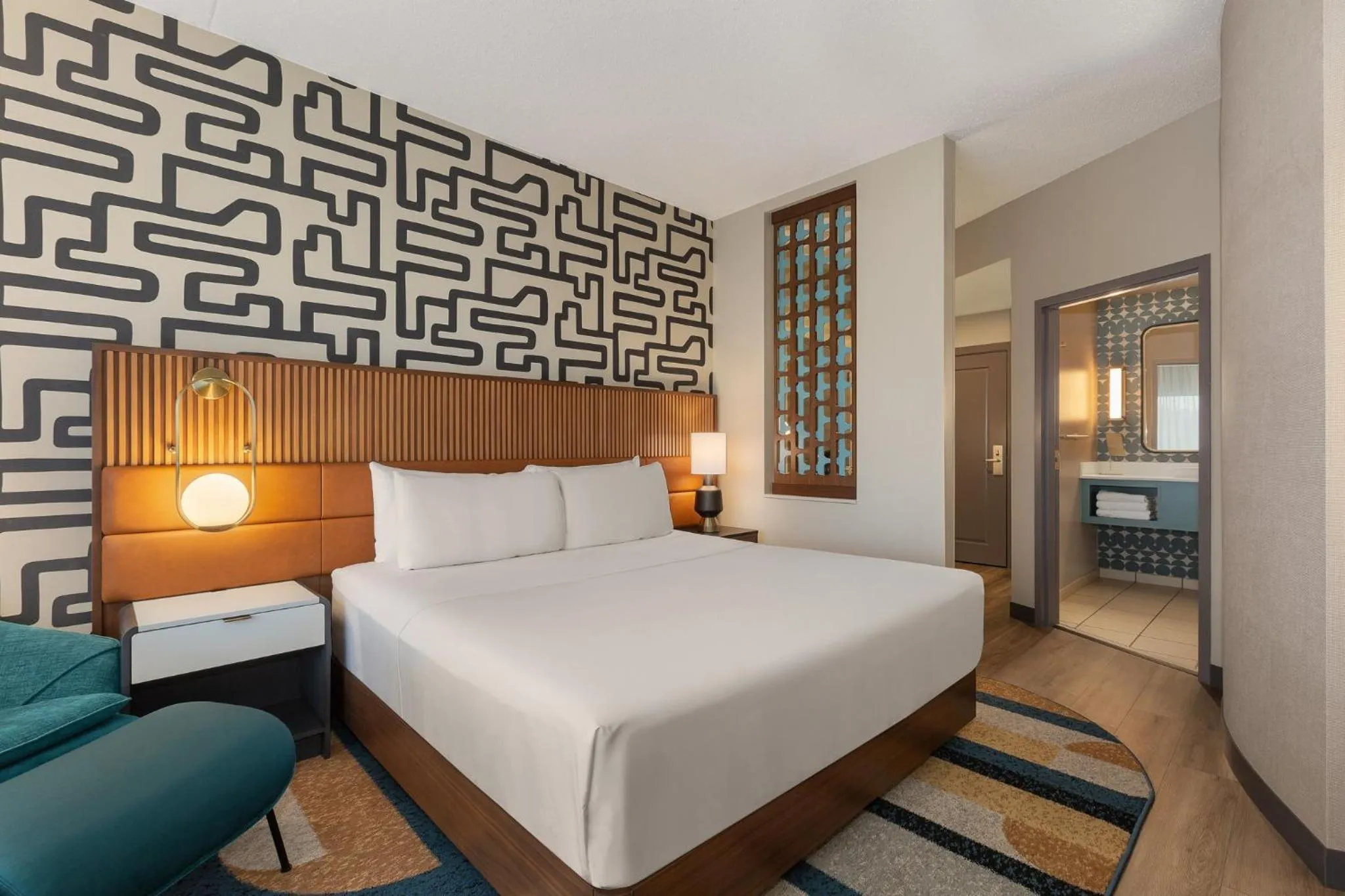 Photo of the whole room, Bed in Hotel Indigo Columbus Architectural Center by IHG