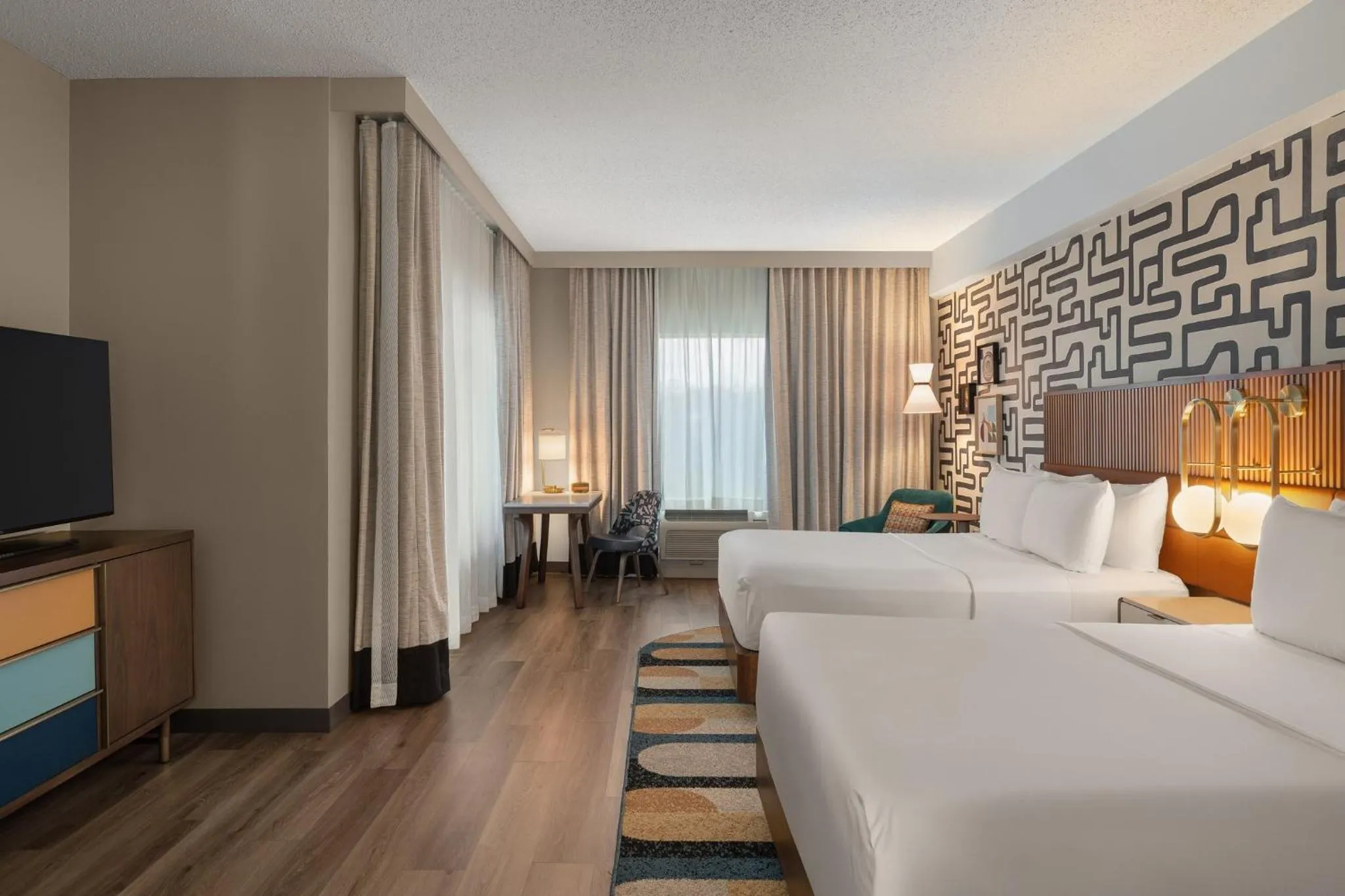 Photo of the whole room, Bed in Hotel Indigo Columbus Architectural Center by IHG