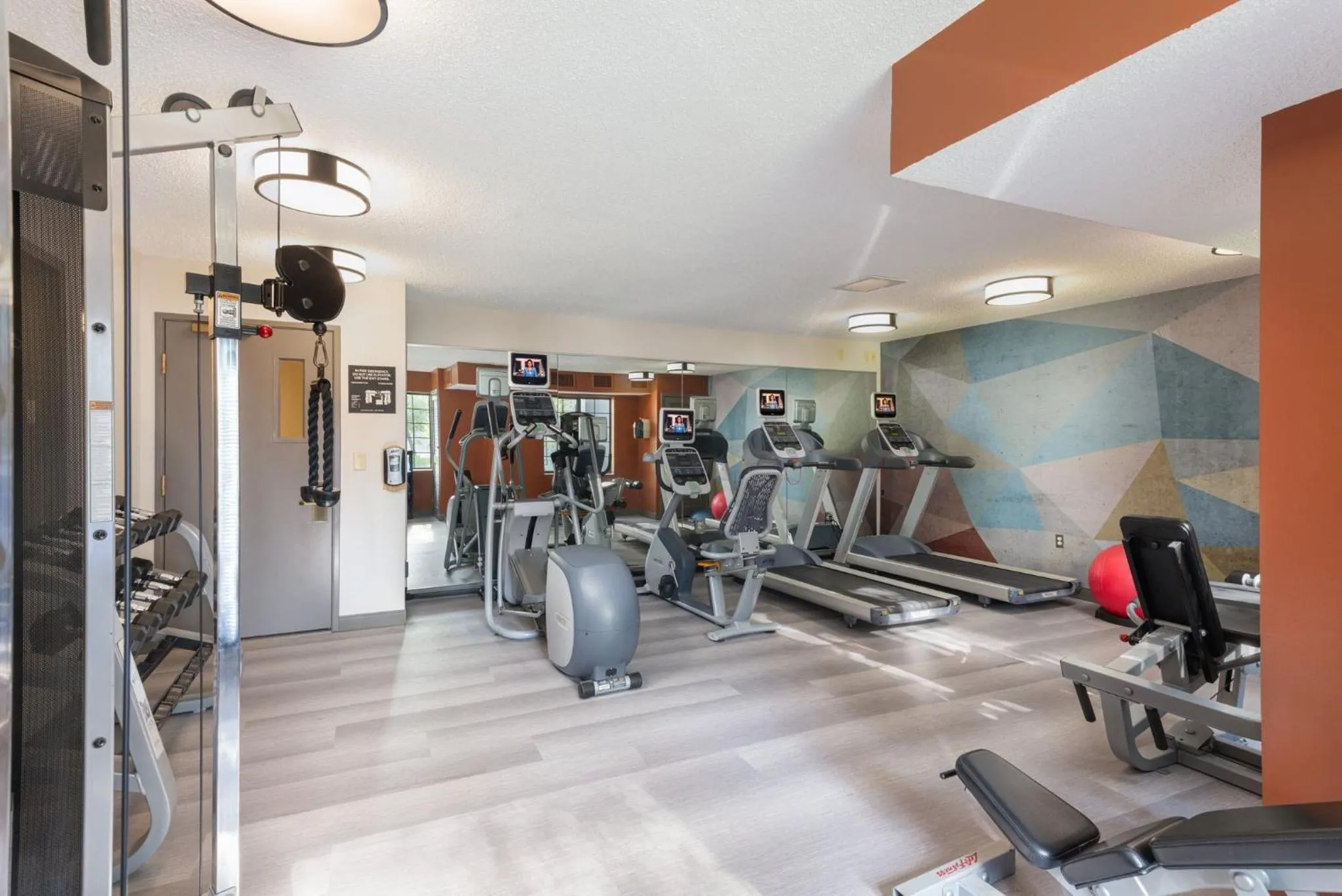 Spa and wellness centre/facilities in Candlewood Suites Eagan - Mall of America Area by IHG