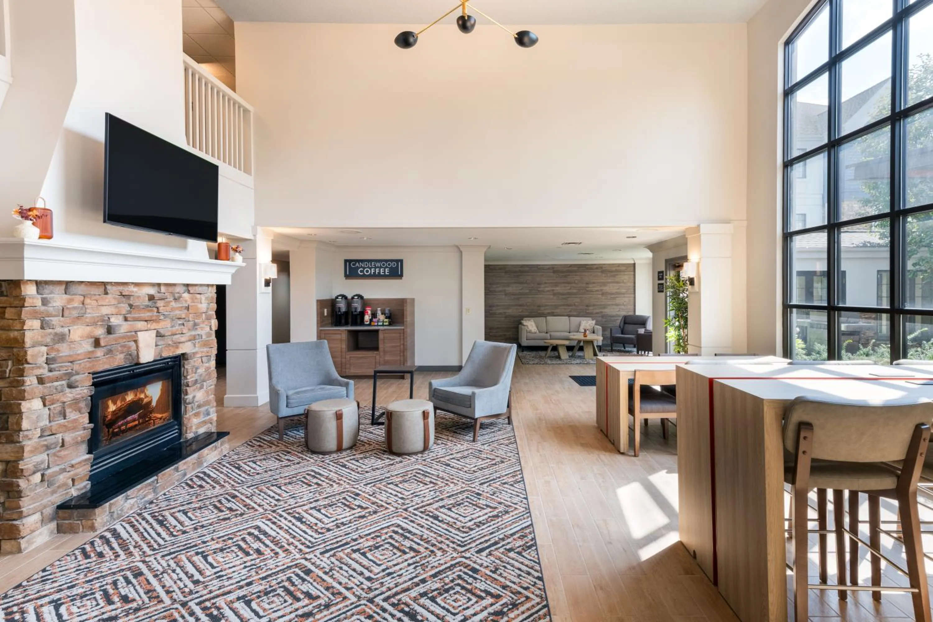 Lobby or reception in Candlewood Suites Eagan - Mall of America Area by IHG