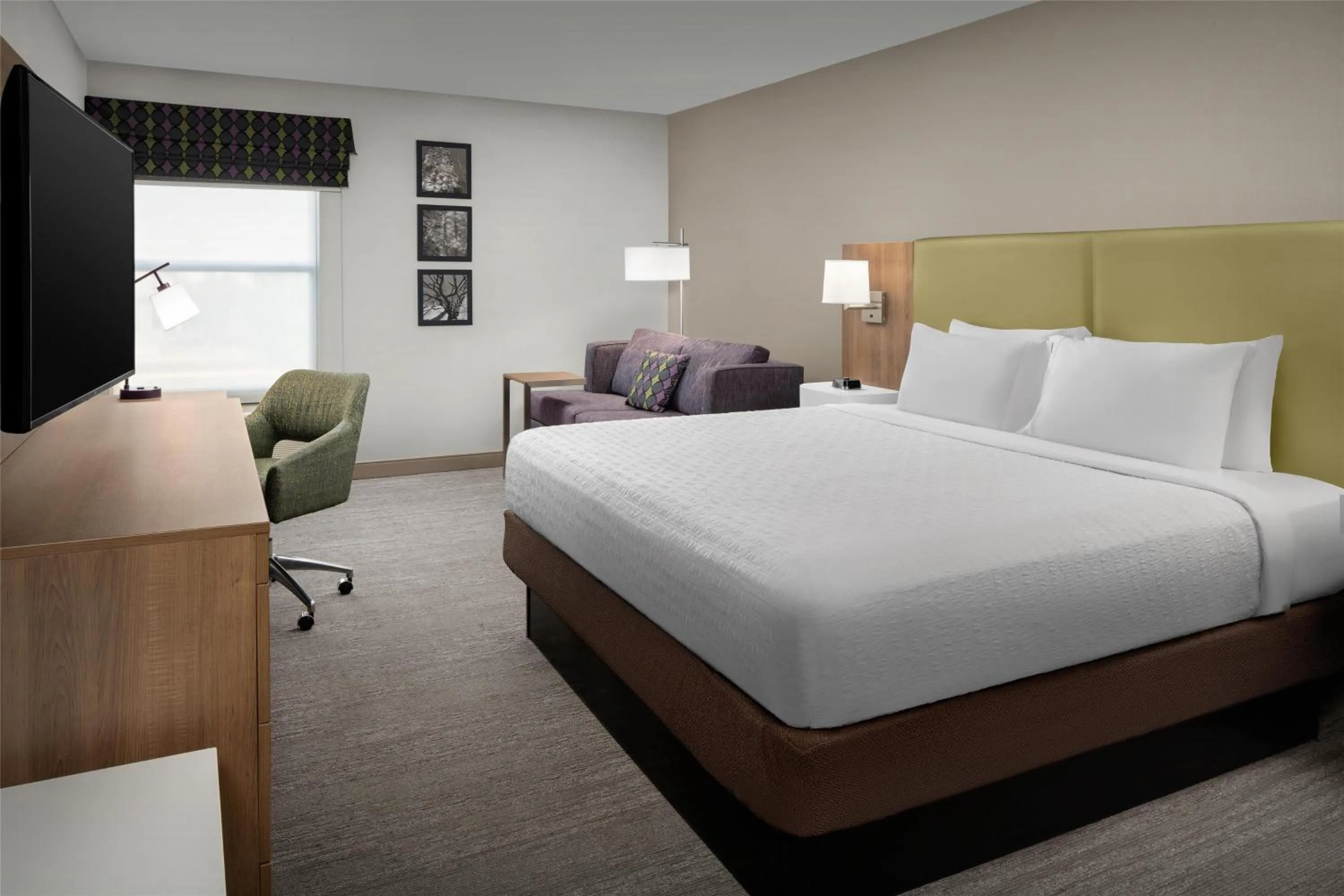 Living room, Bed in Hampton Inn Butte