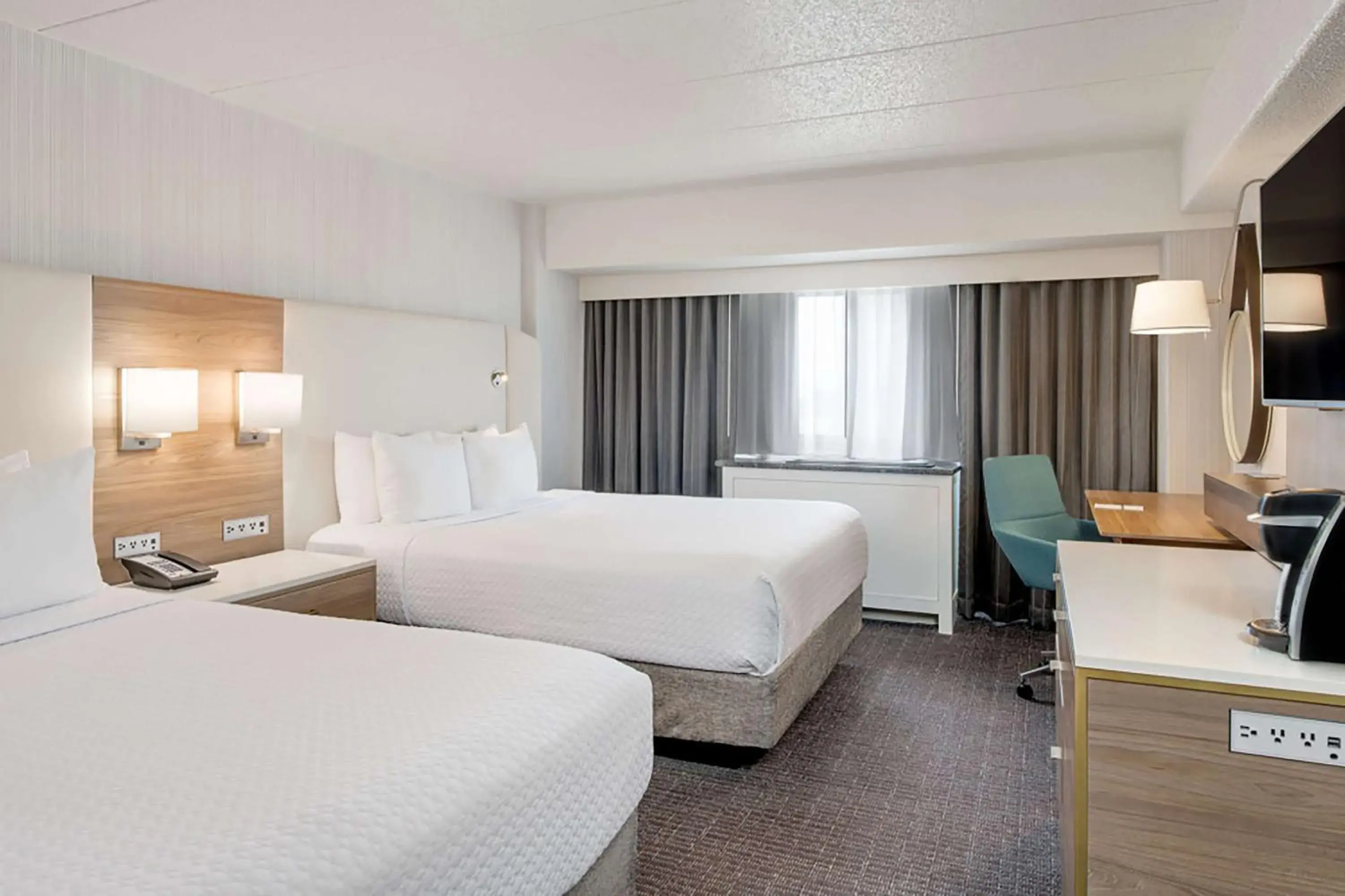 Deluxe Two Queens in Sonesta Columbus Downtown Deluxe Two Queens in Sonesta Columbus Downtown